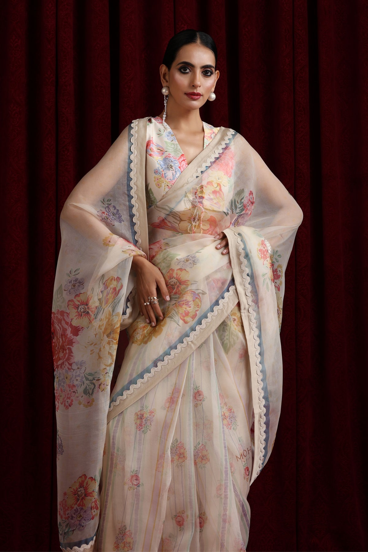 Mohtarma&#39;s Rose Garden Saree