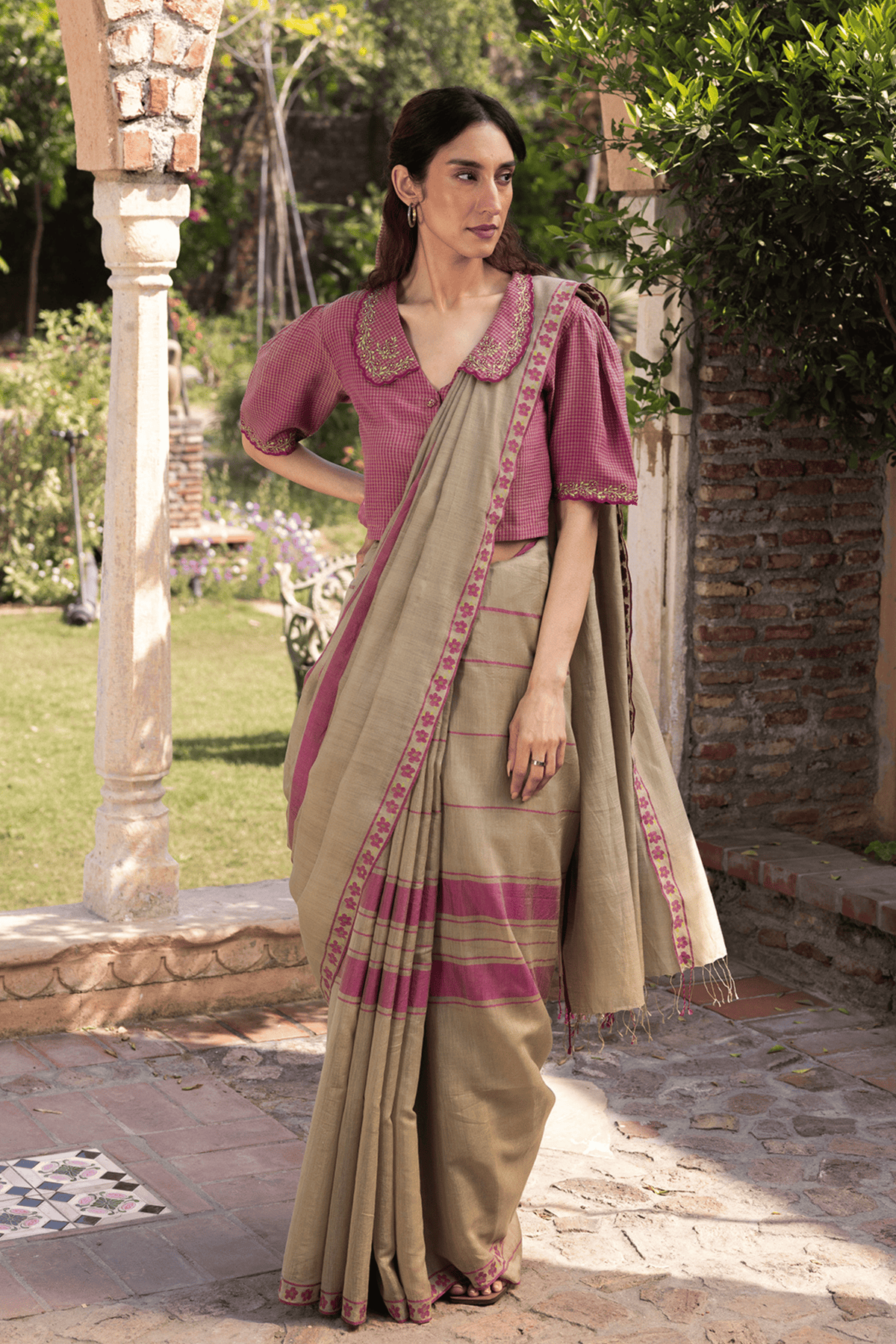 Drifting Bloom Jamdani Saree