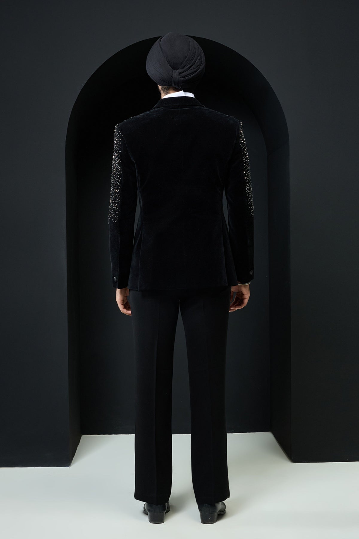 Black Crystal Elegance