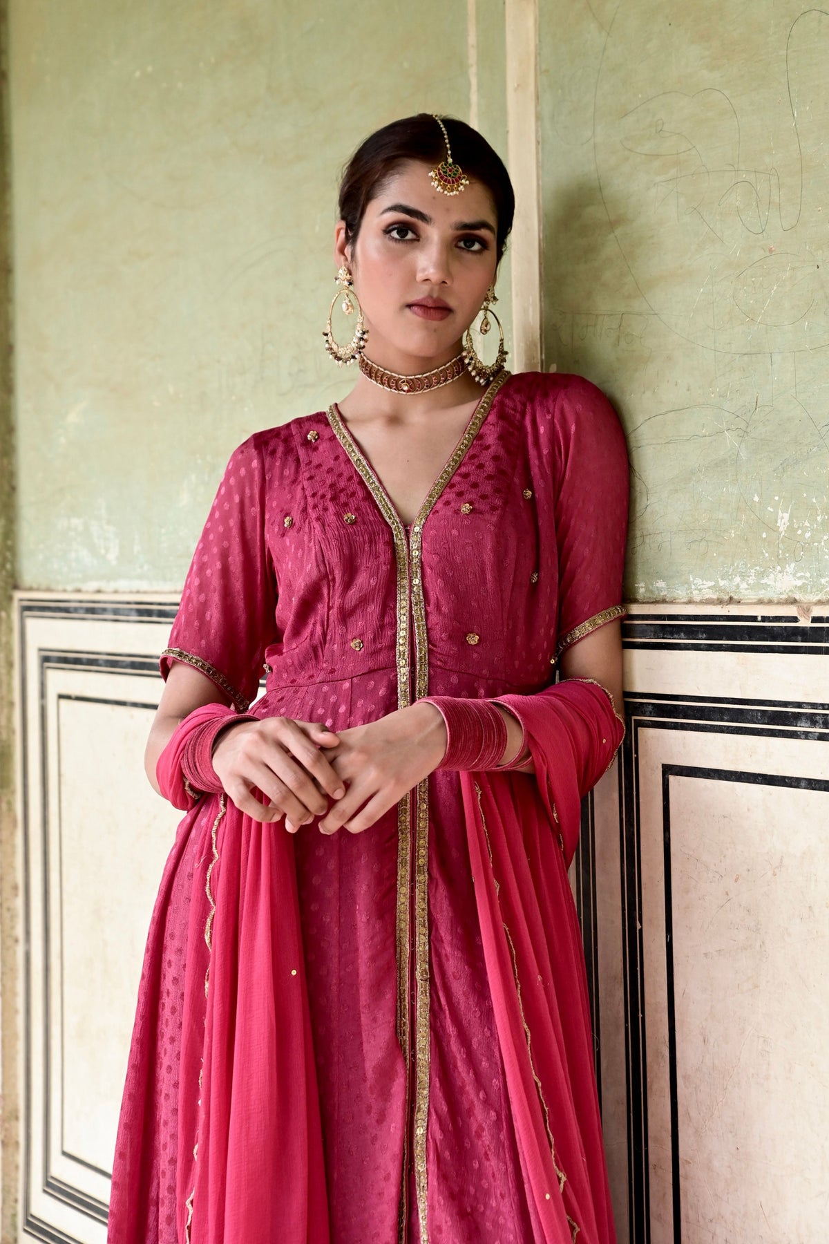 Surkh Kurta Set