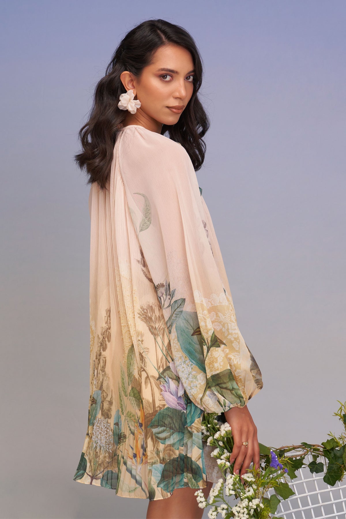 Snowing Front Tie-up Pleated Mini Dress