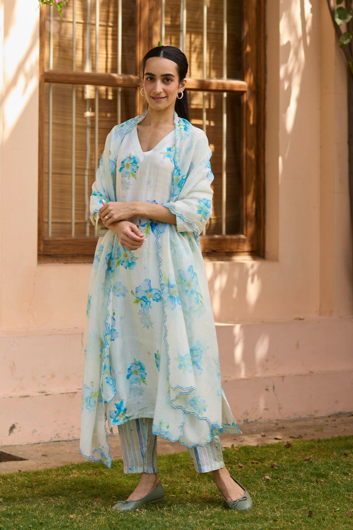Dawn Poppy Ivory Kurta Set
