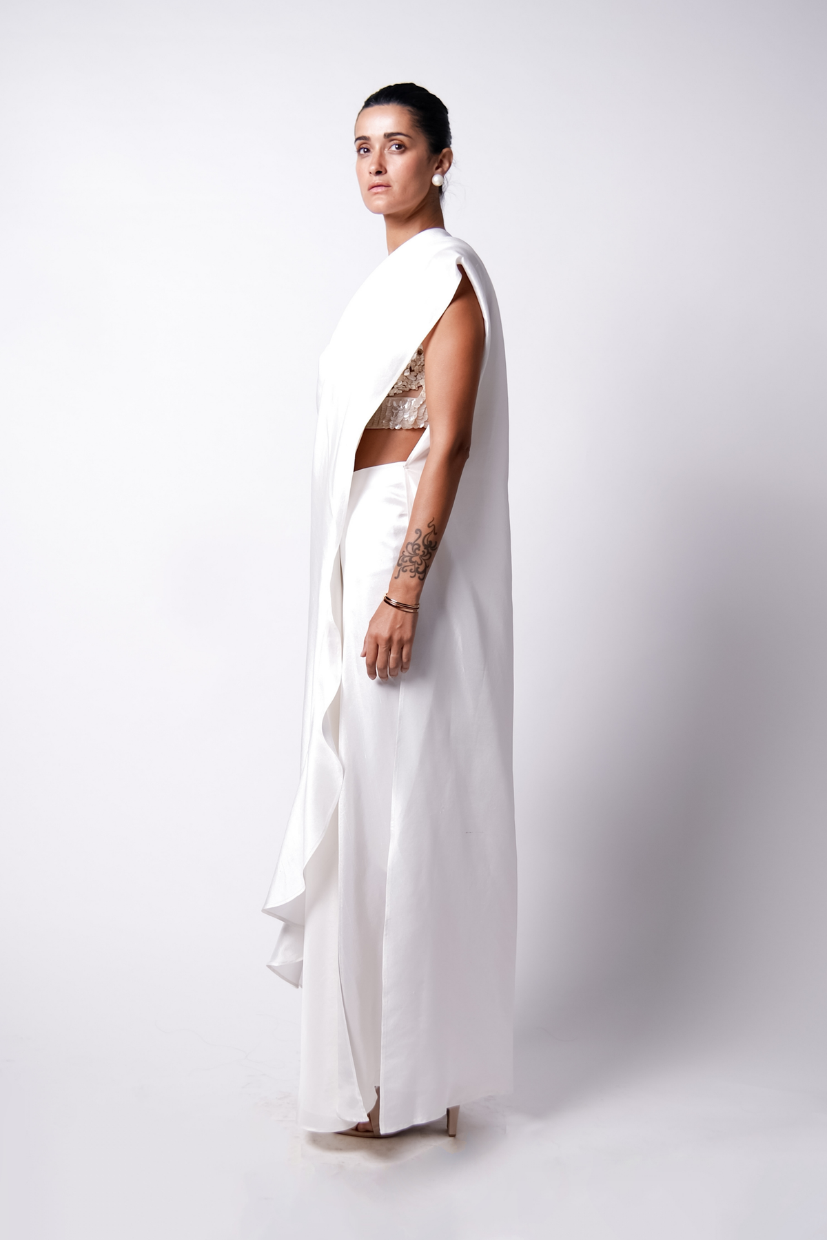 Iris Bustier With Cape Sari