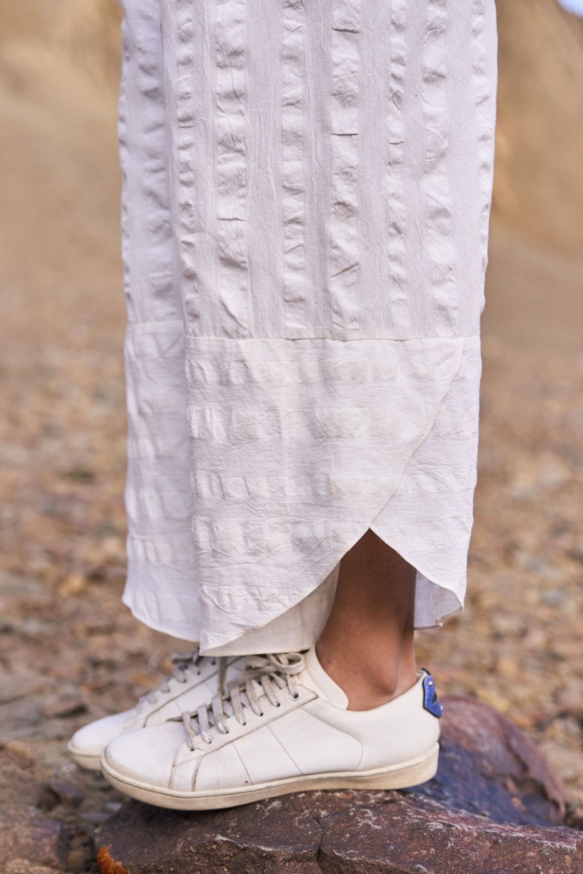 Asymmetric Hem Side-tie Set