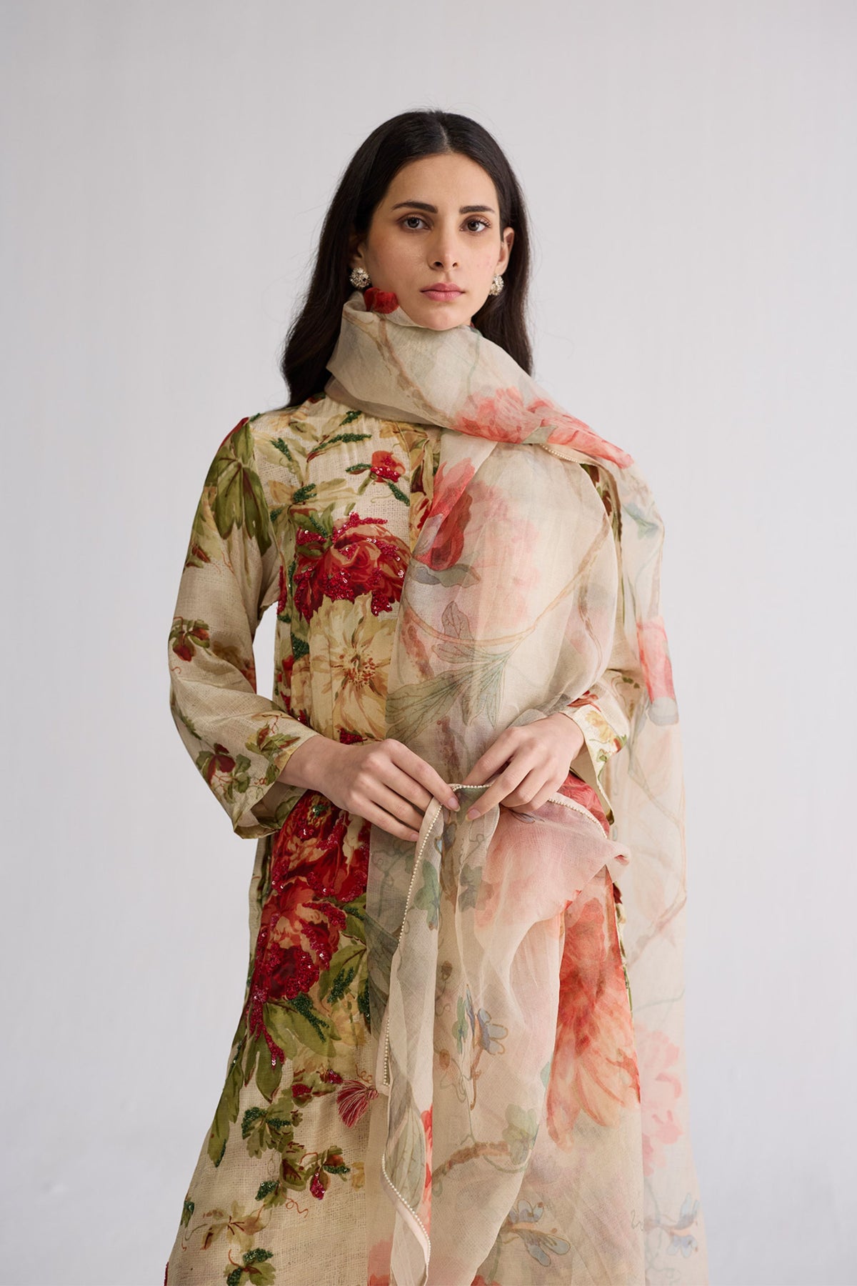 Sama Embroidered Kurta Set
