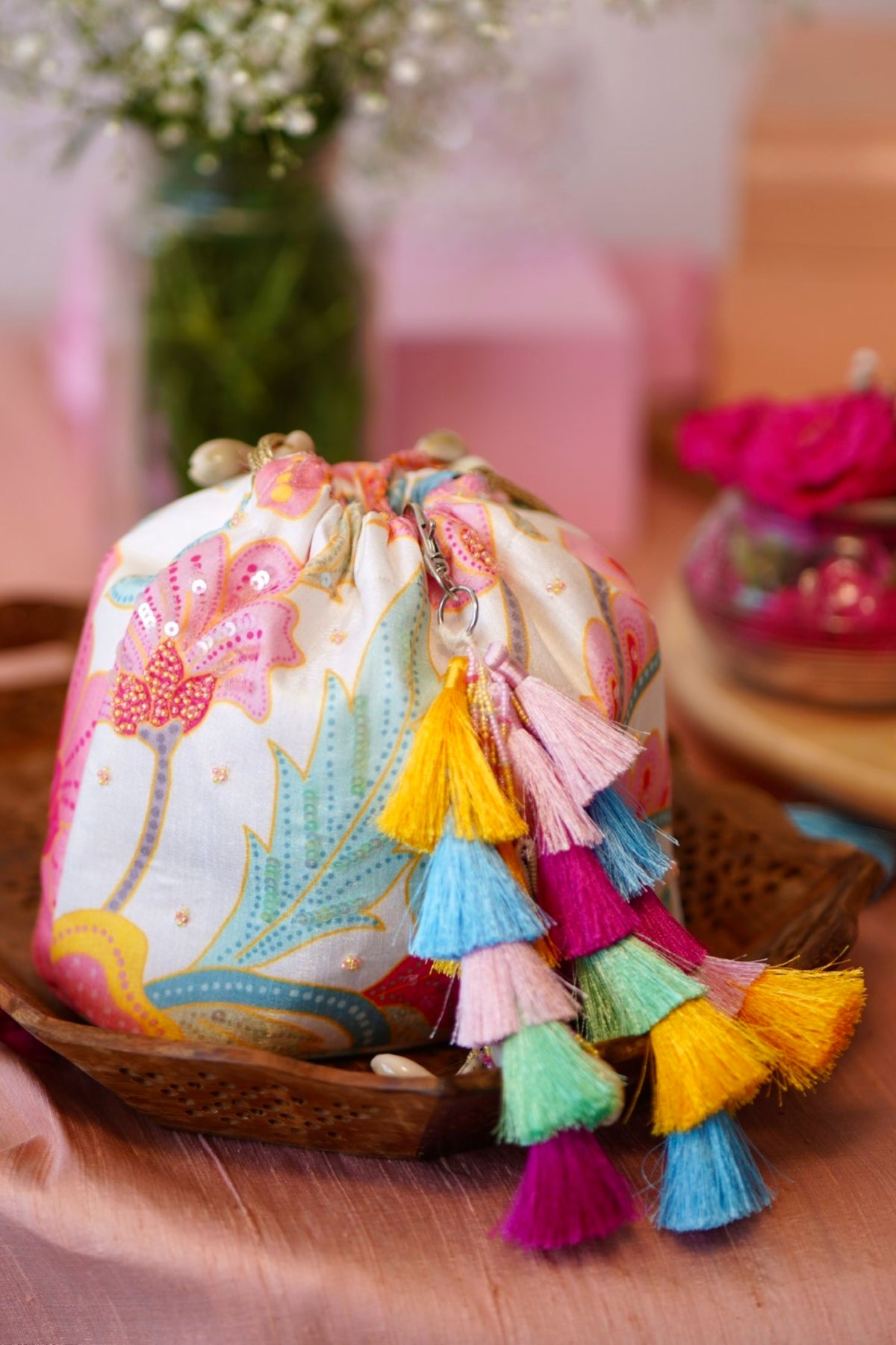 Gulabi Bucket Bag