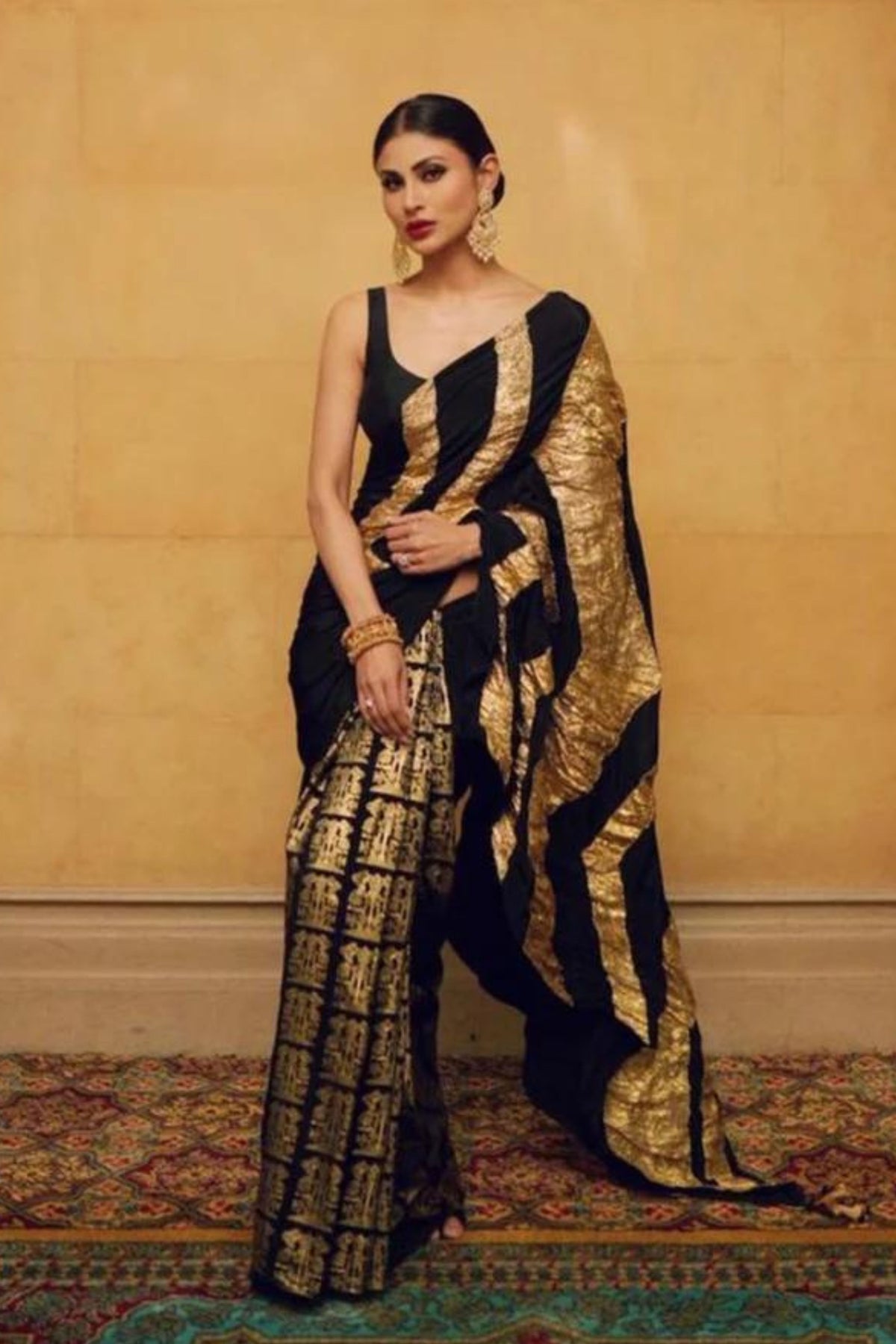 Mouni Roy in Masaba