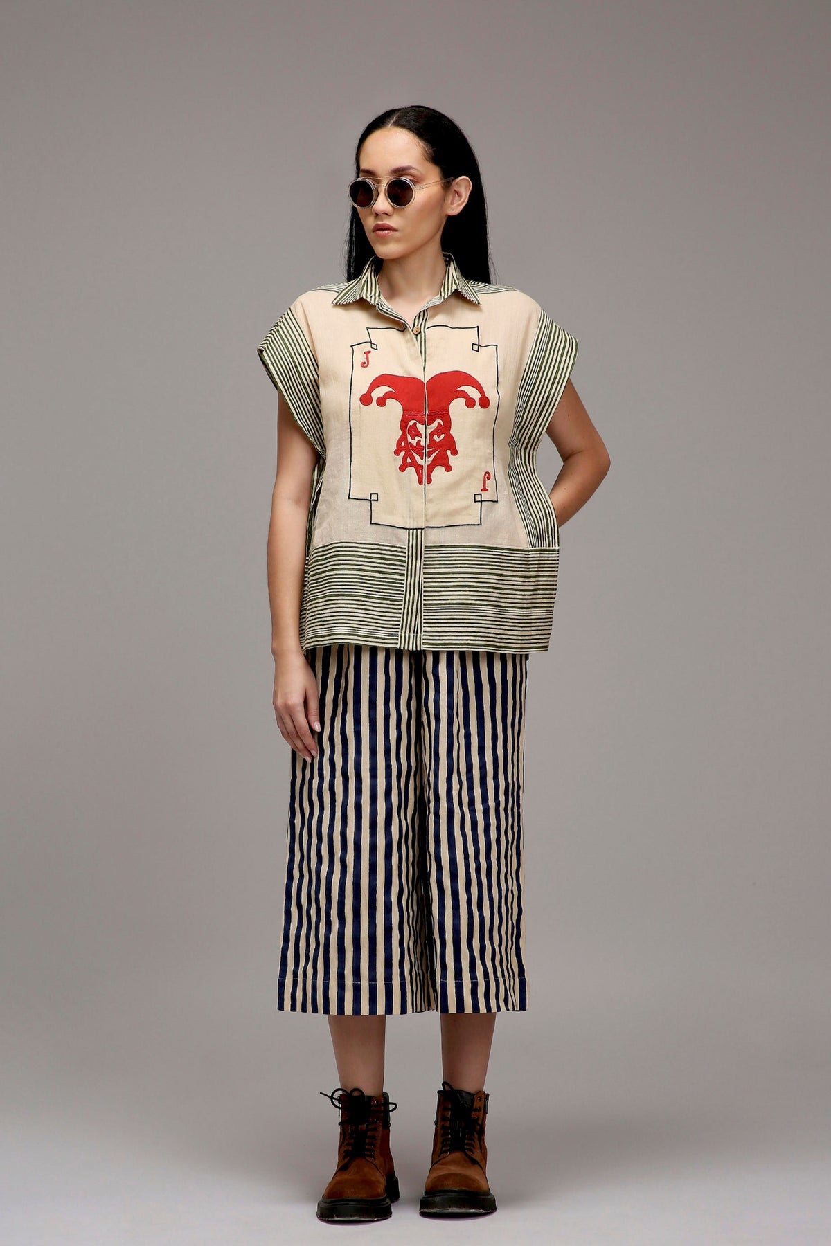 Egg-shell Joker Shirt Capre Set