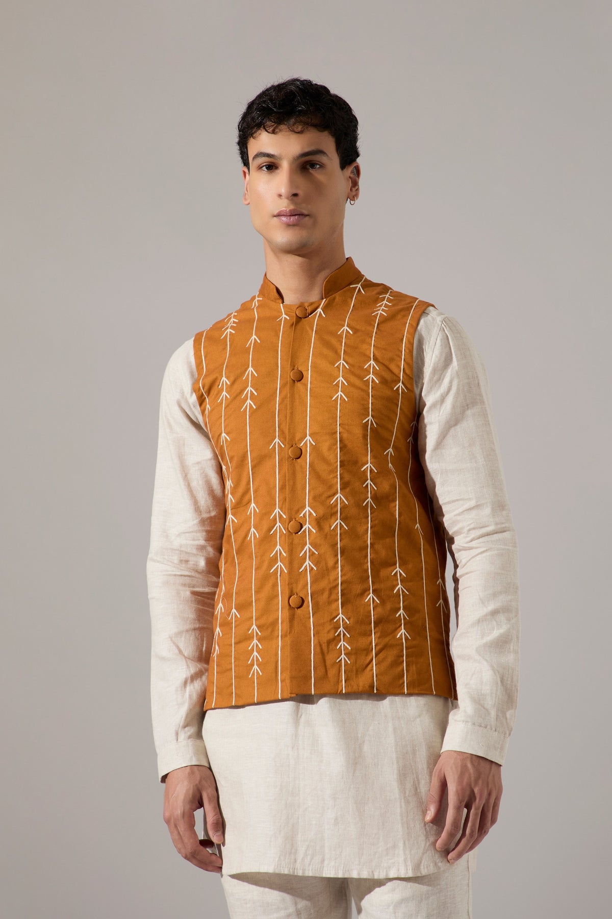 Elian Hand Embroidered Bandi