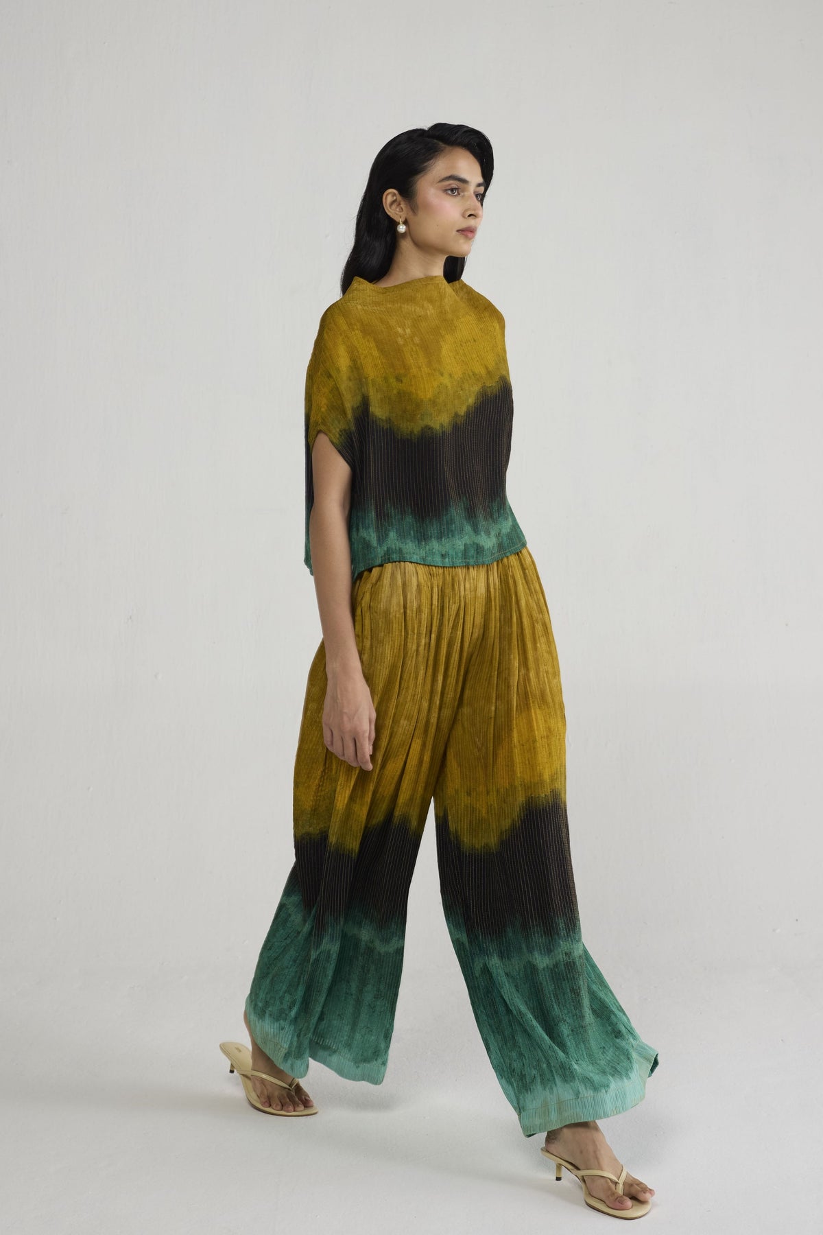 Uri Pintucks Top