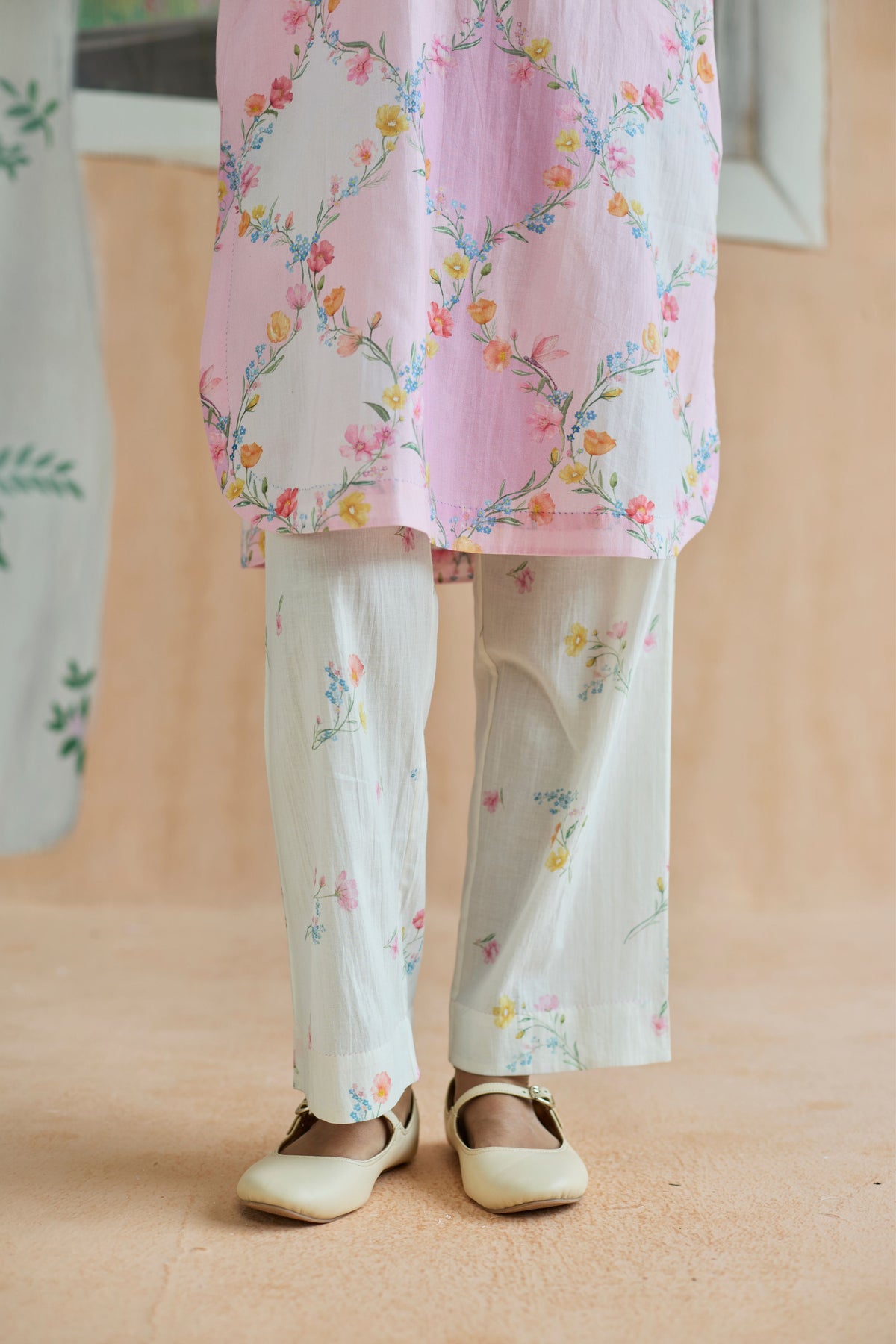 Drift and Dream Mid Kurta Set