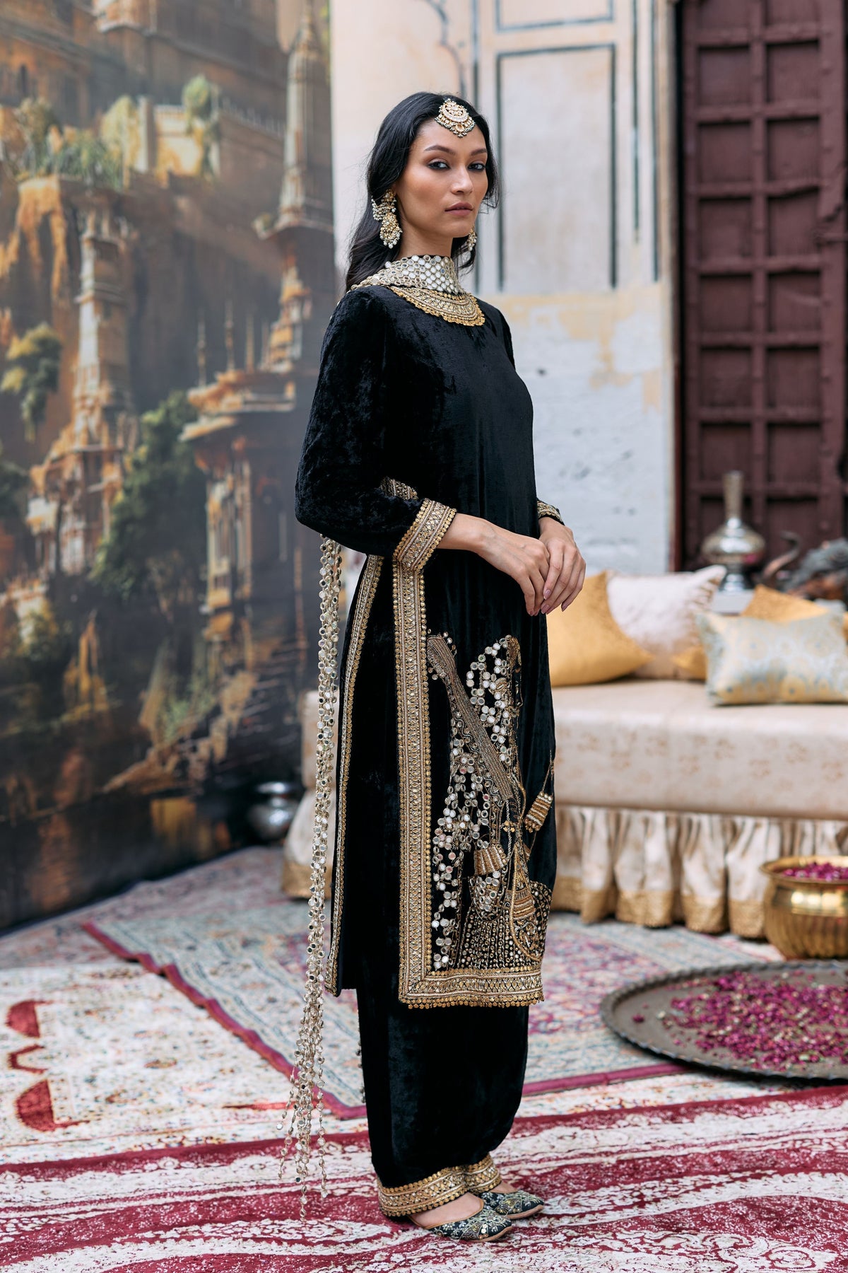 Maharani Suit