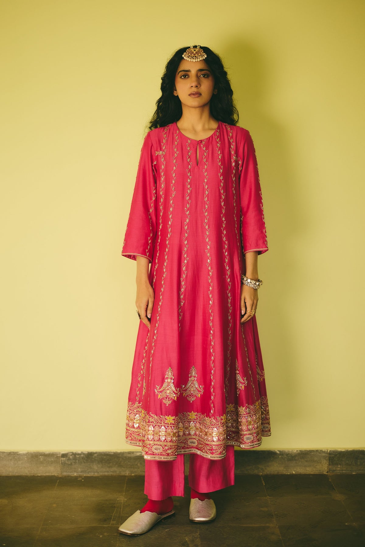 Ferozaan Gulraaz Anarkali Set