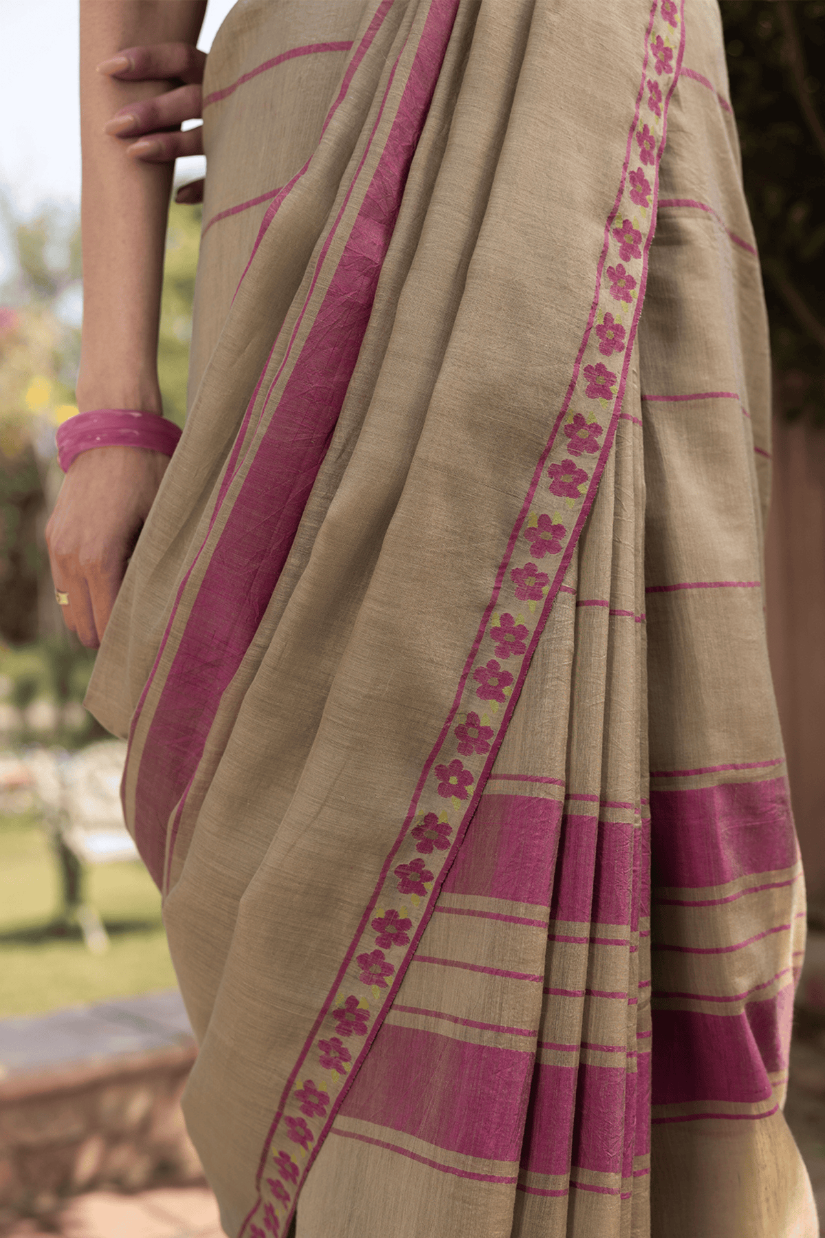 Drifting Bloom Jamdani Saree