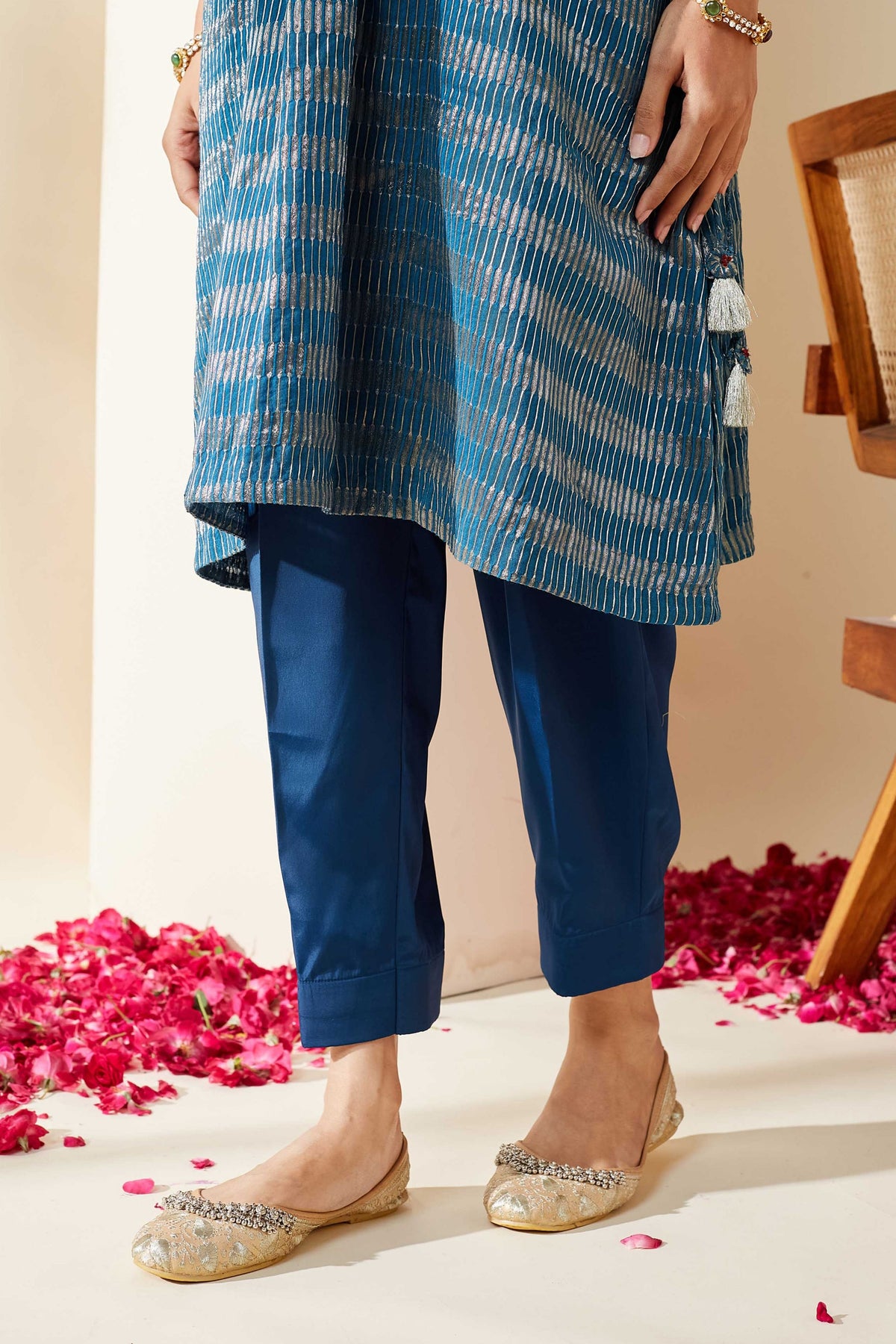 Blue Zari Stripe Kurta Set