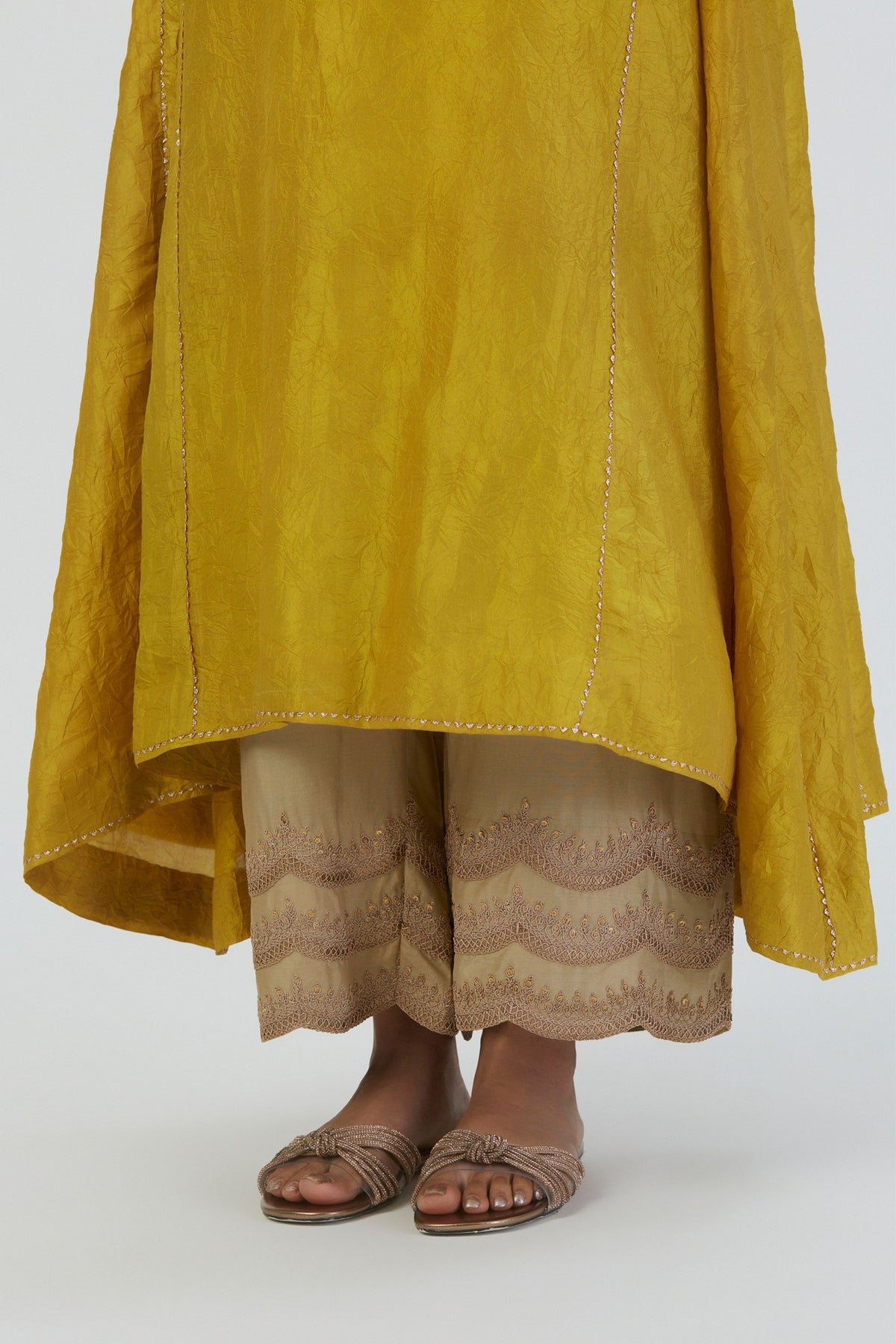 Drishti Kurta and Pant