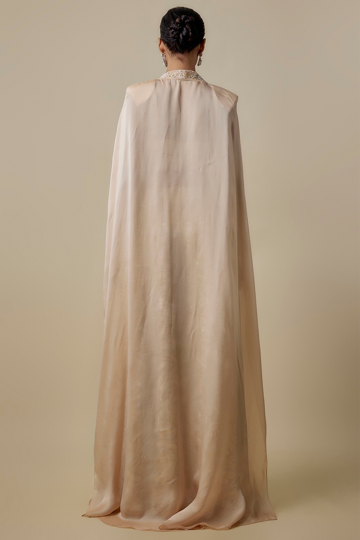 Zander Cape Set