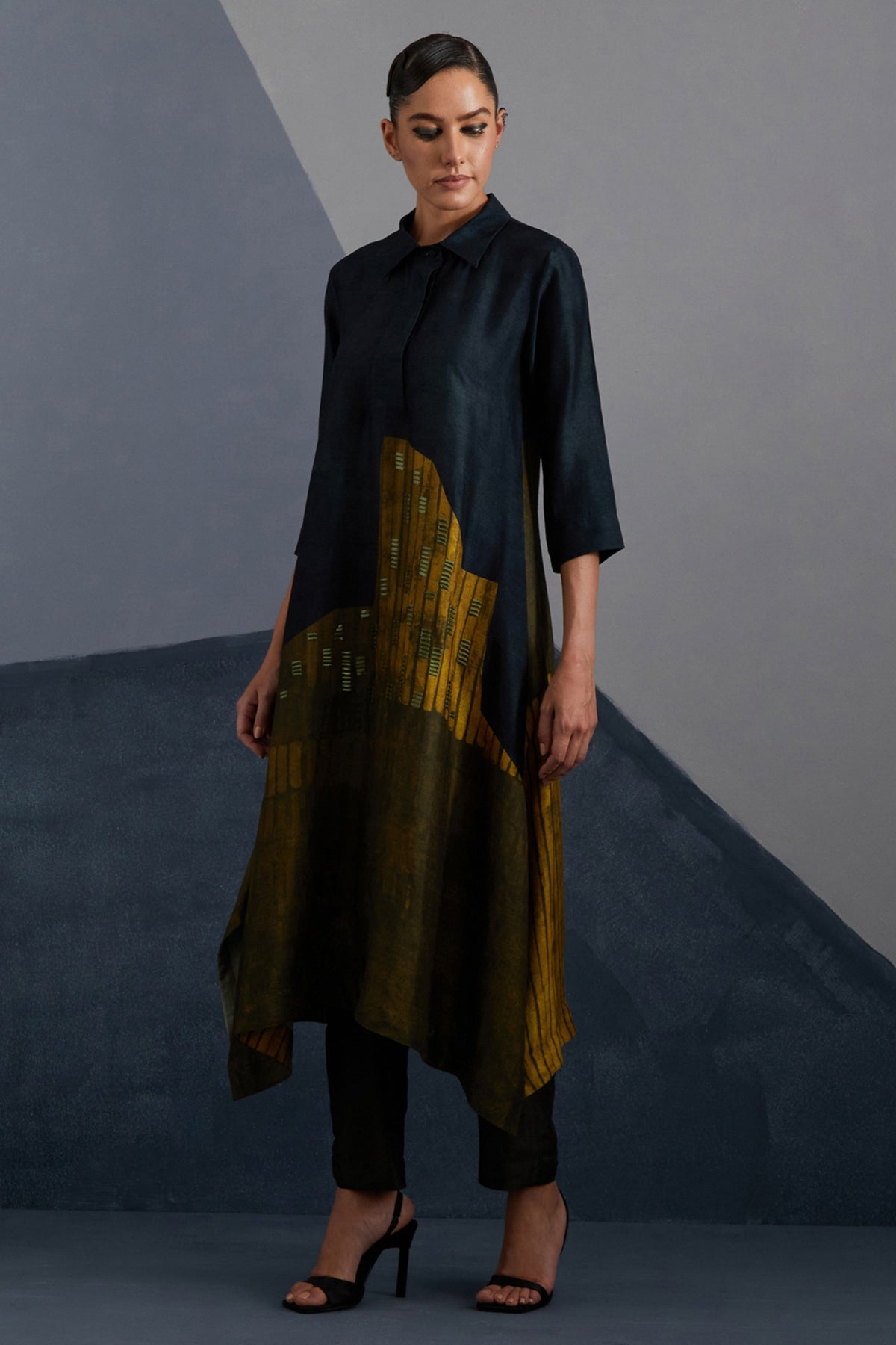 Omen Midnight & Gold Kurta Set