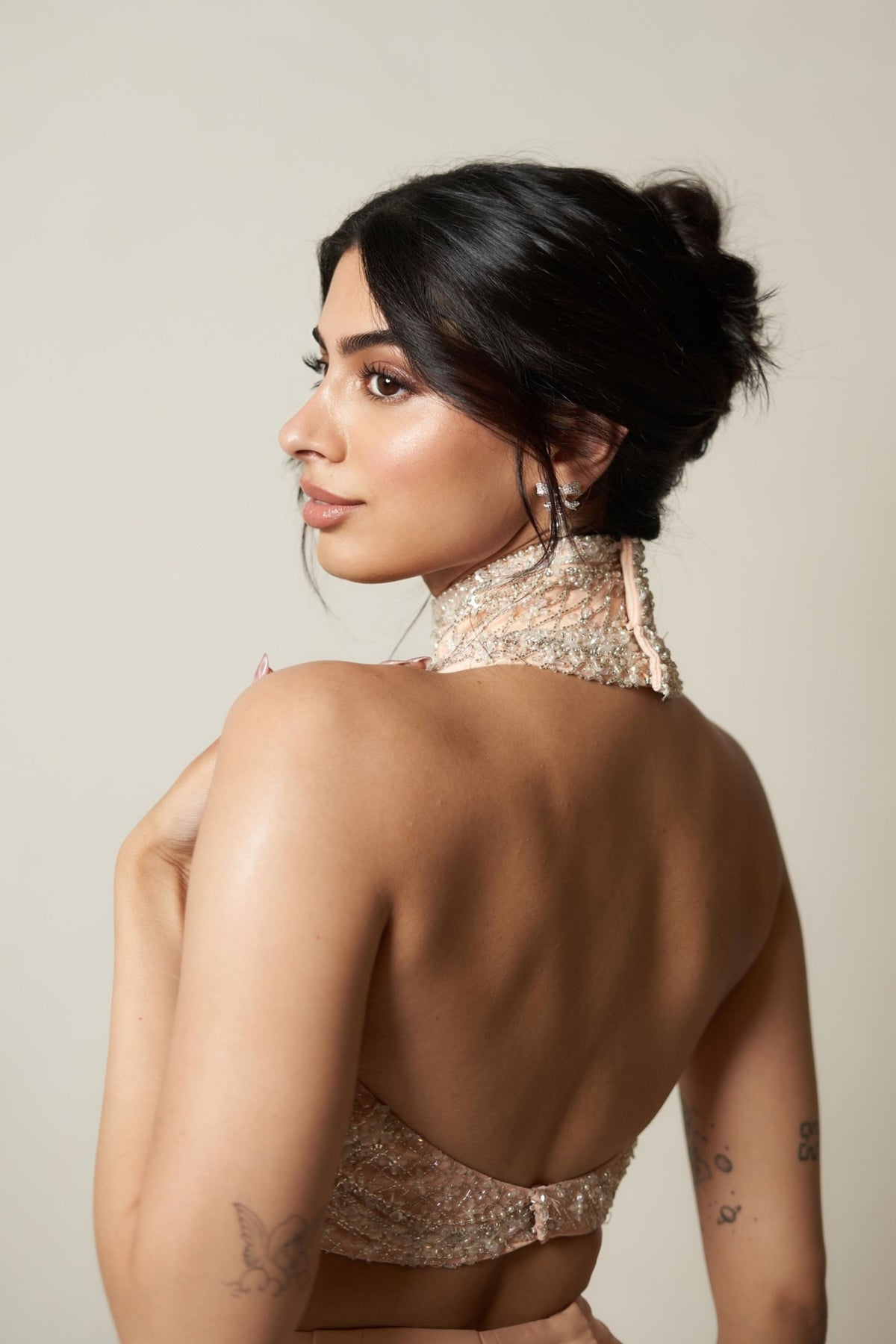Khushi Kapoor in Mala And Kinnary