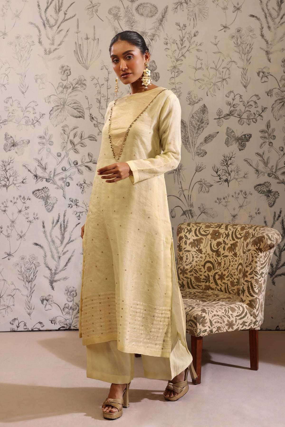 Sukanda Yellow Kurta Set
