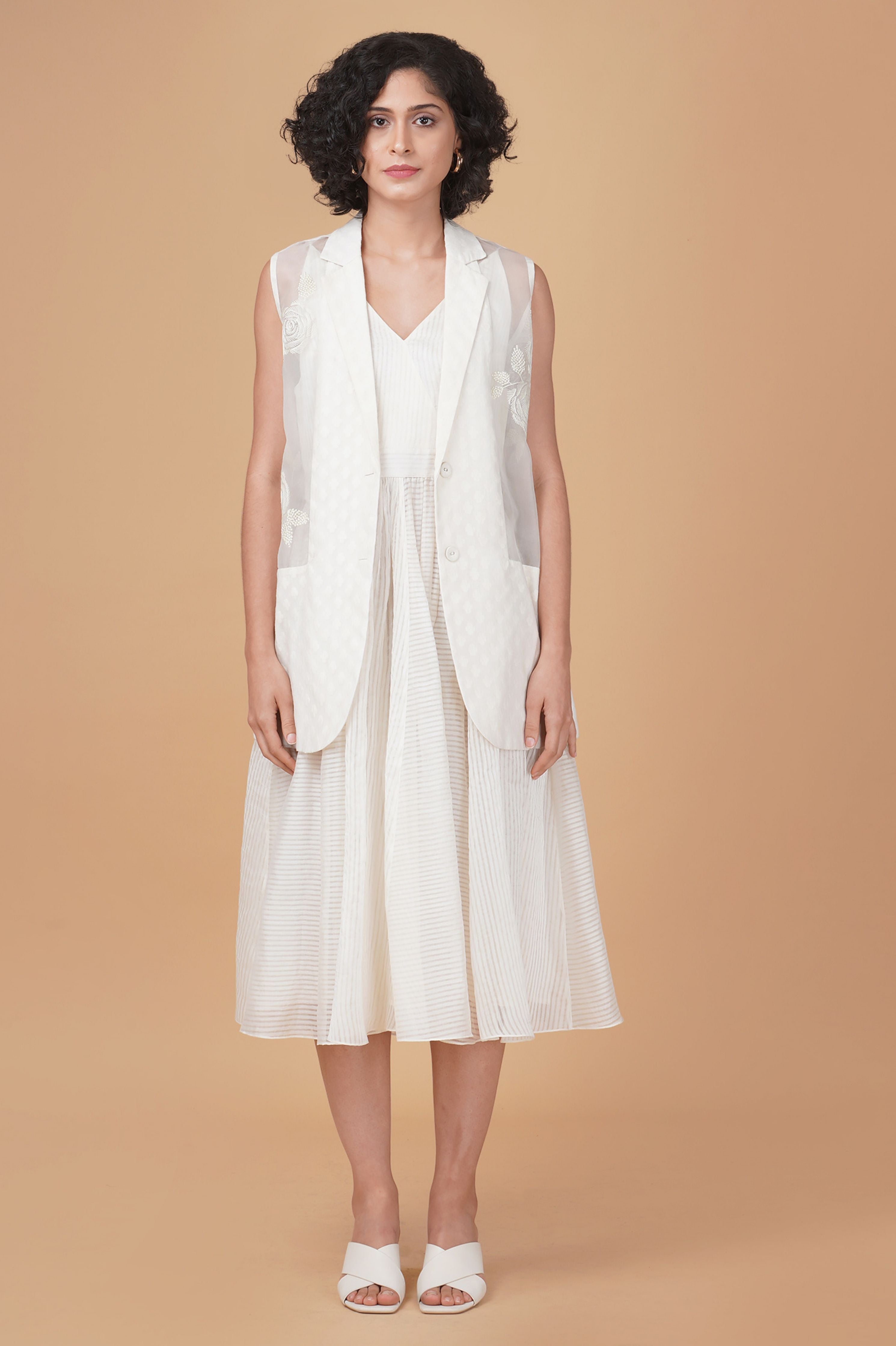 ARCVSH by Pallavi Singh - Bara Sleeveless Jacket With Dress - Elahe