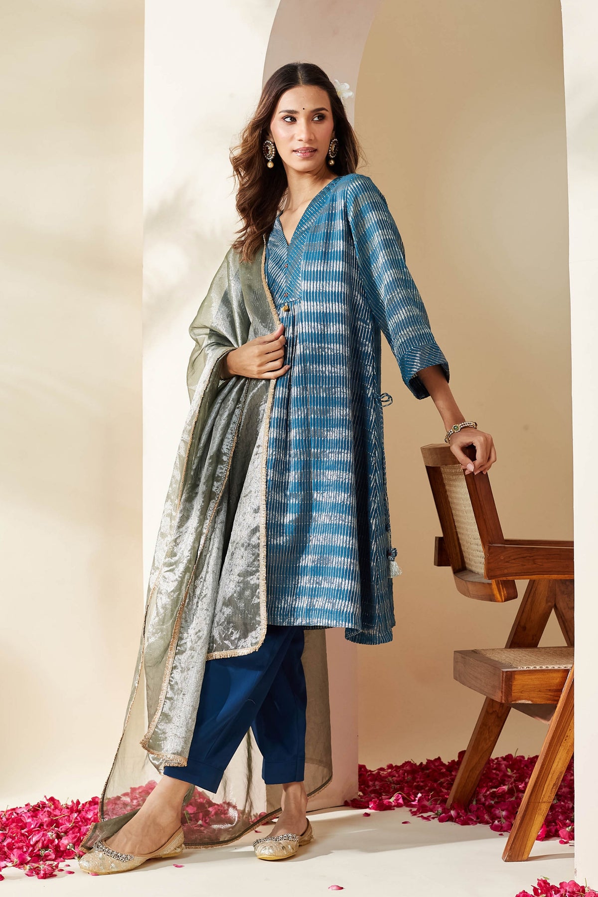 Blue Zari Stripe Kurta Set
