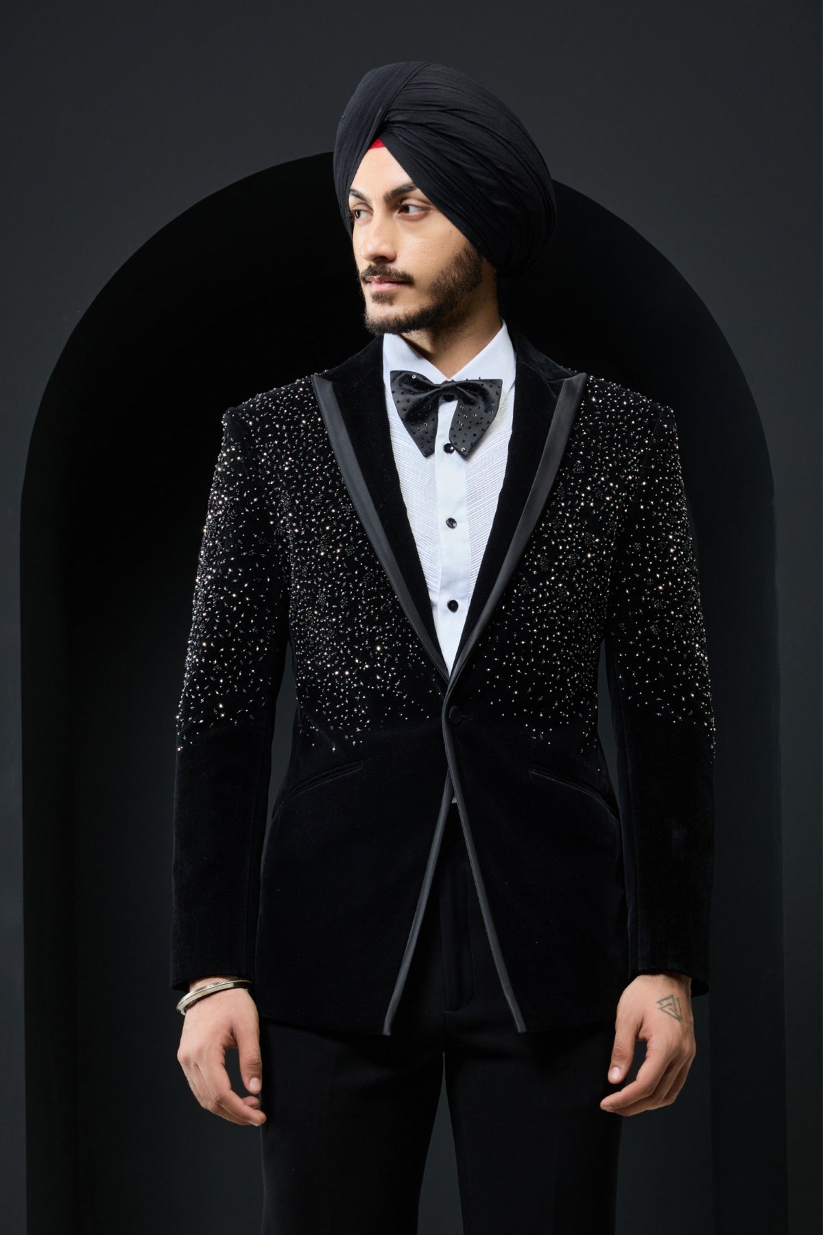 Black Crystal Elegance