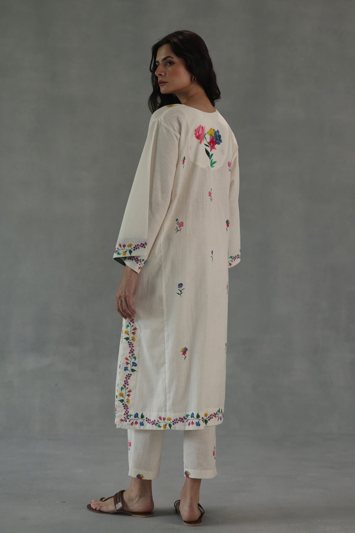 Ivory Meadow Song Phiran Set