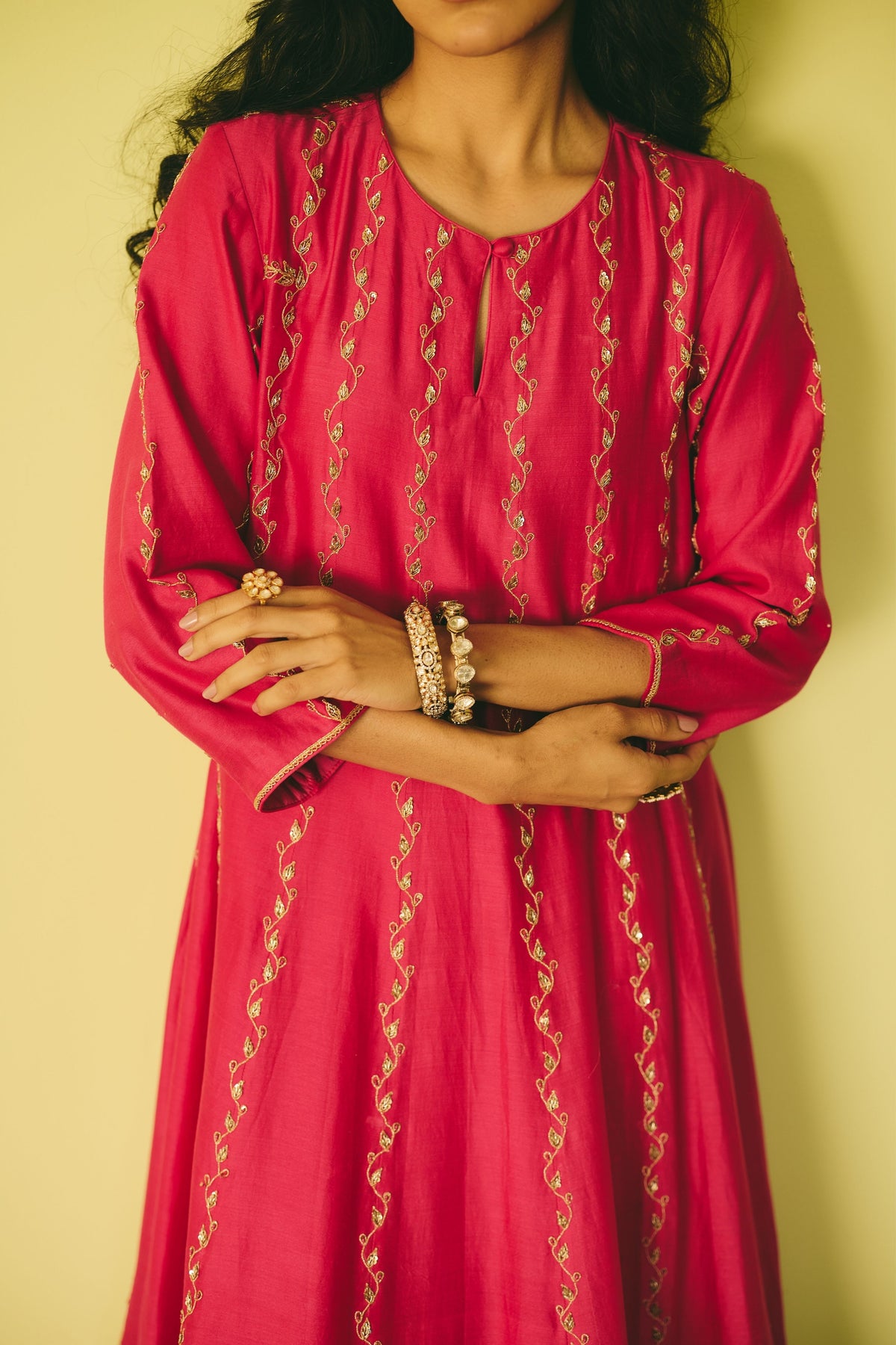 Ferozaan Gulraaz Anarkali Set