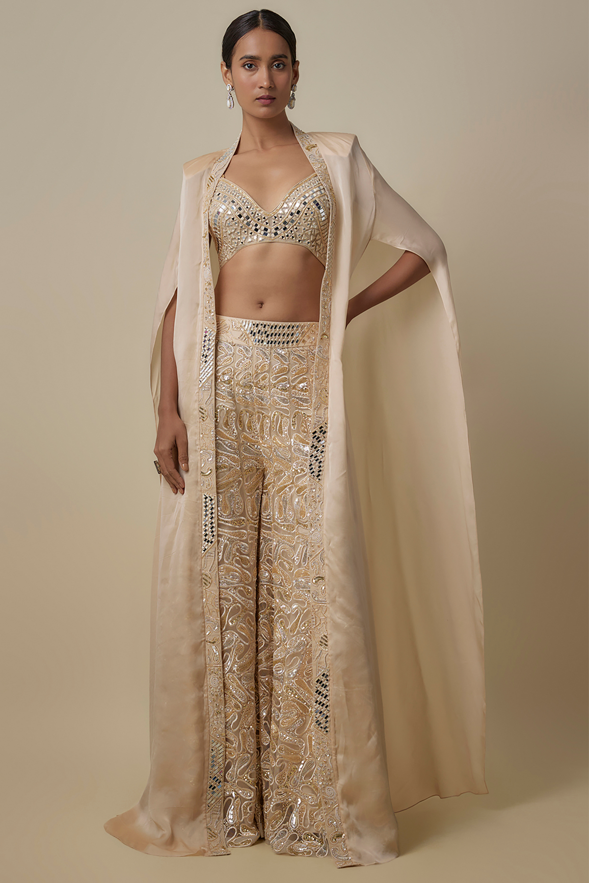 Zander Cape Set