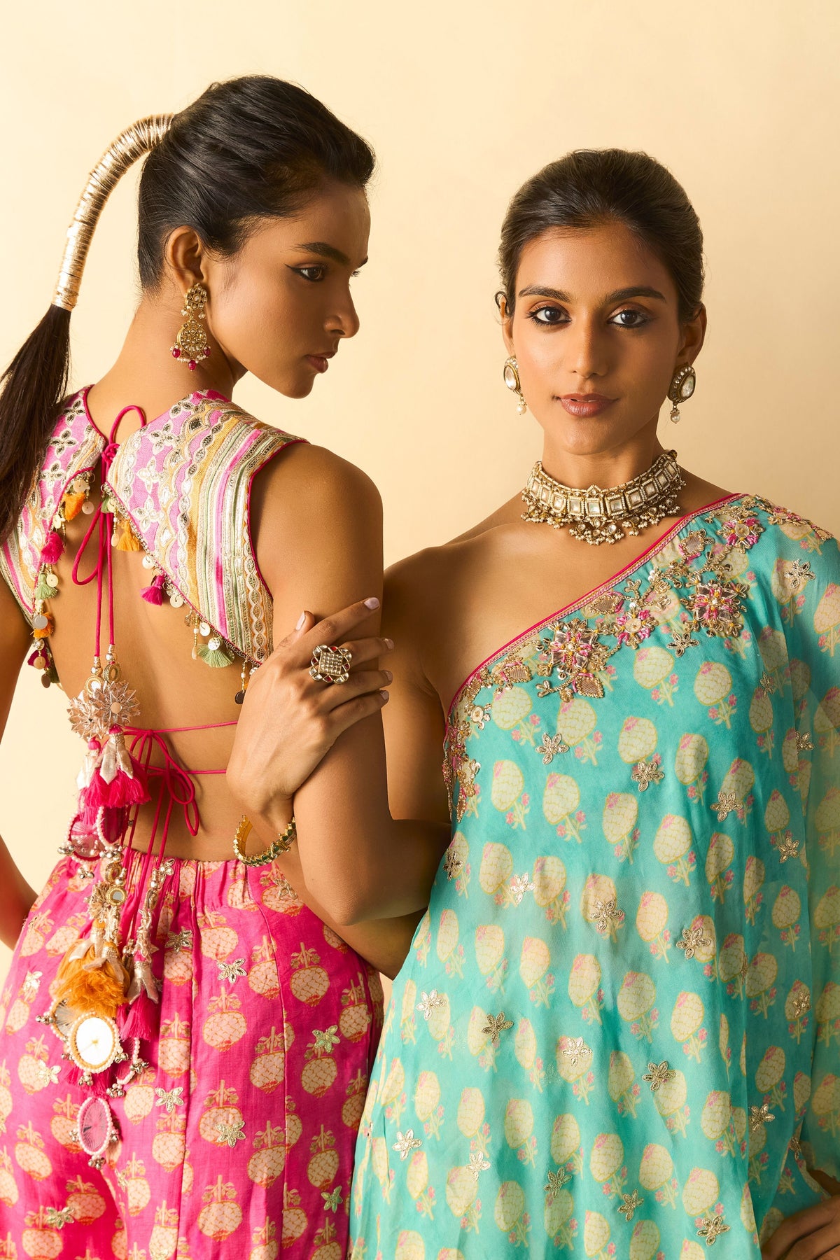 Dia Aqua One Shoulder Set