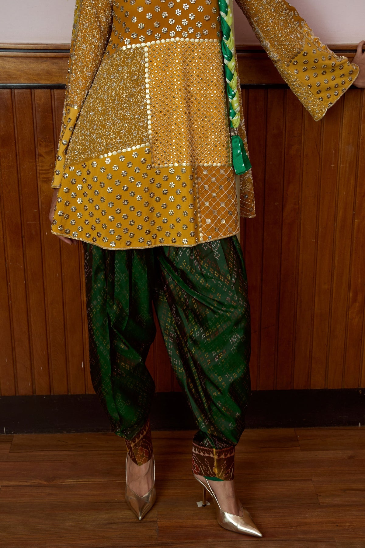 Zeenat Mustard Green Kurta Set