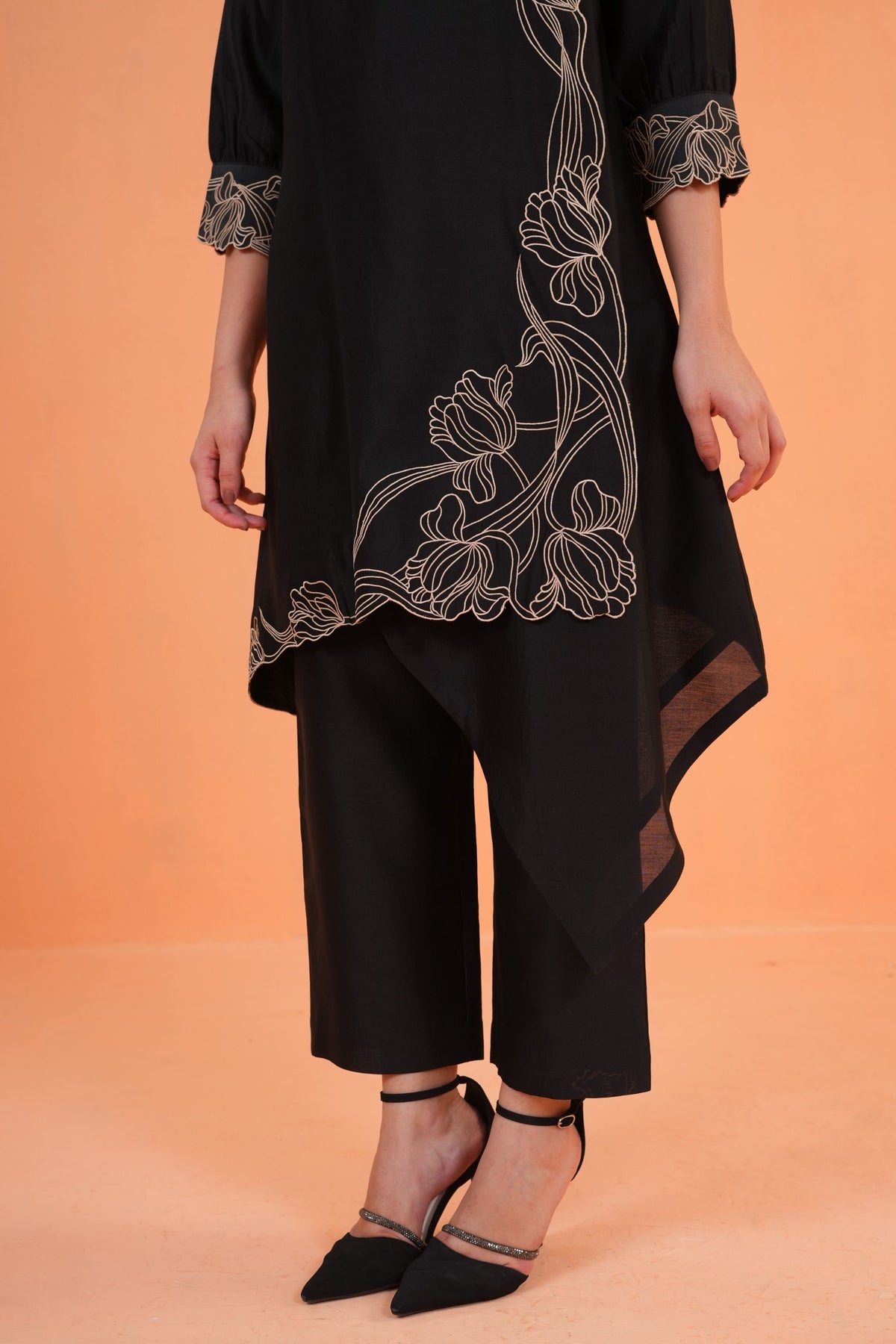 Black Oasis Tunic Set