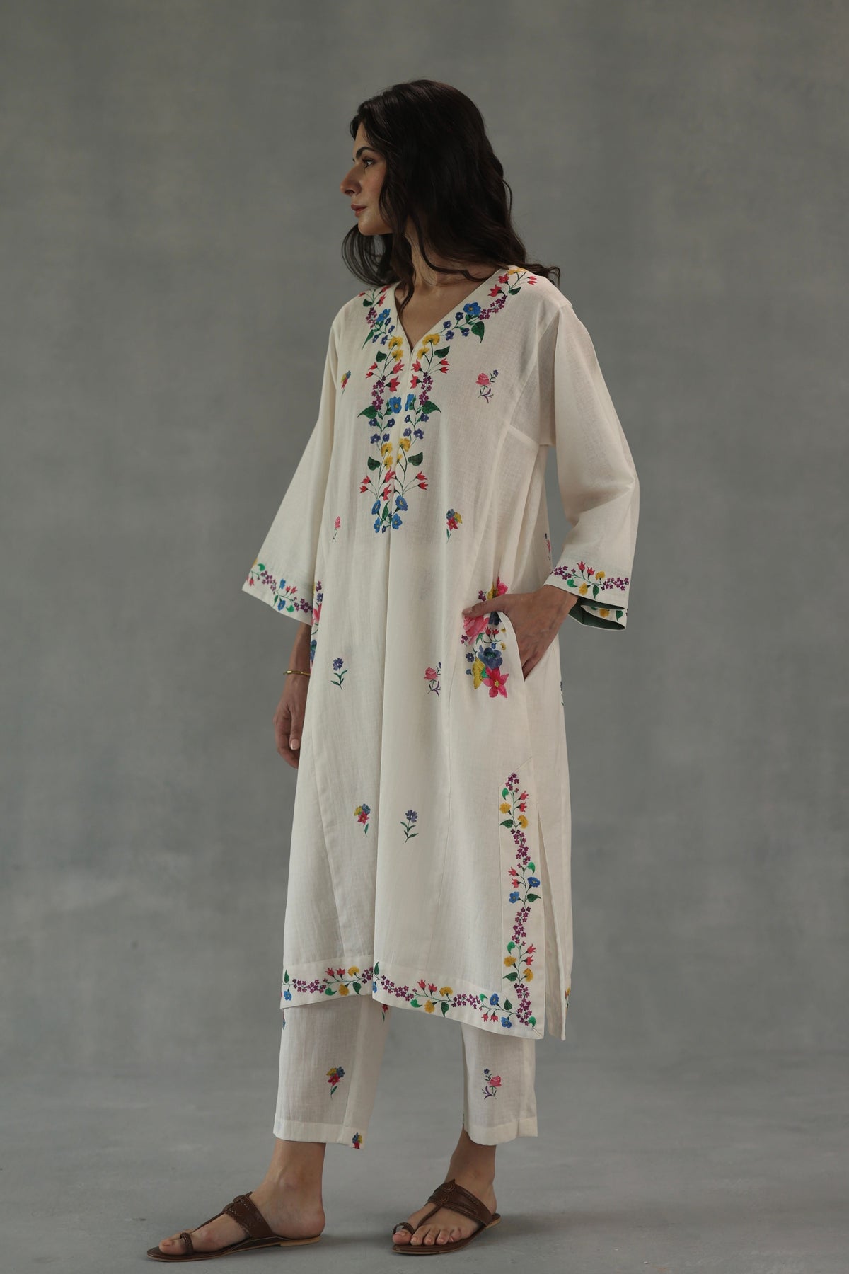 Ivory Meadow Song Phiran Set