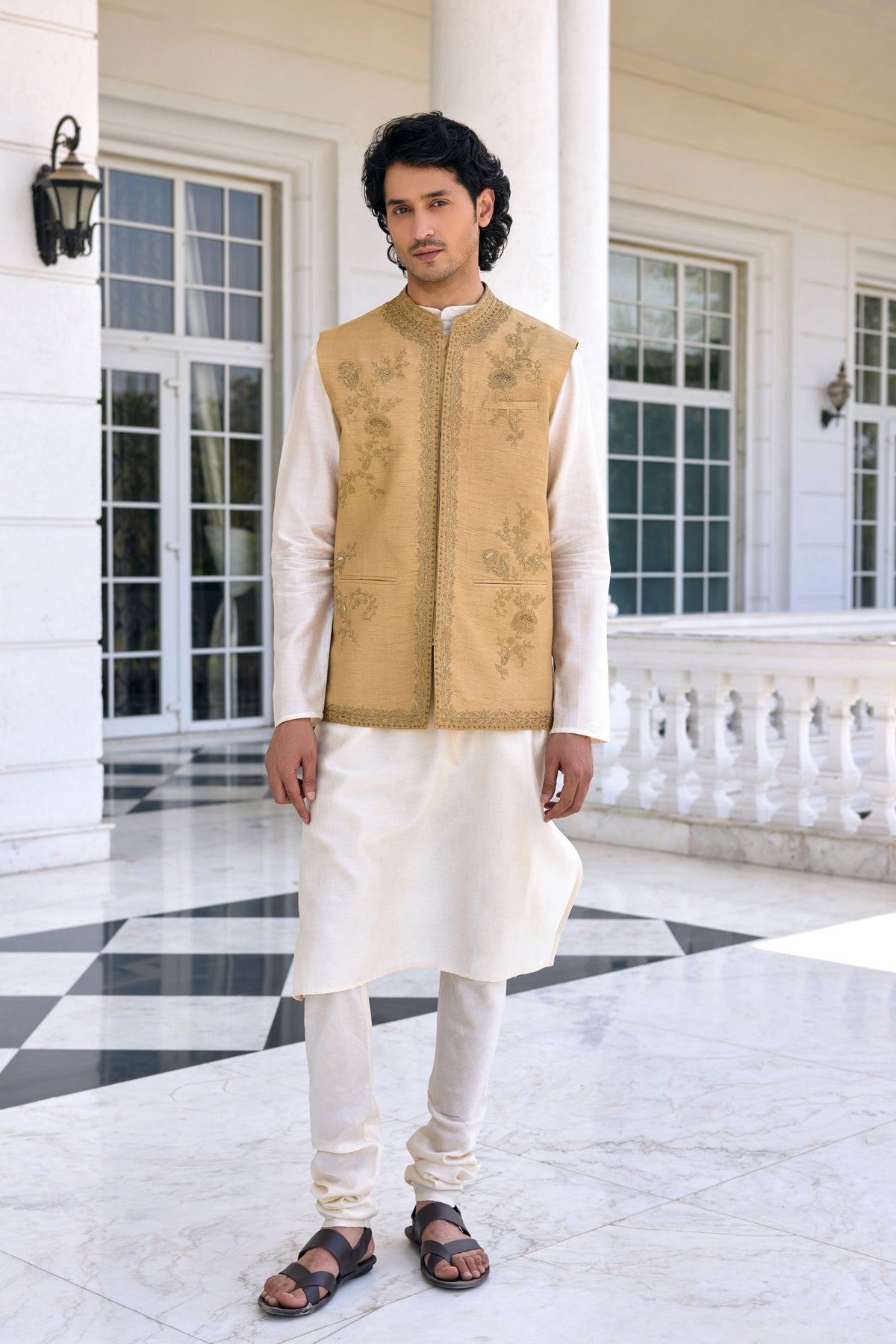 Nazeer Textured Bandi Set