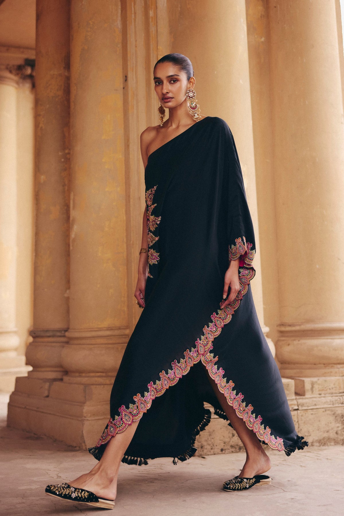 Veeranshi Kaftan