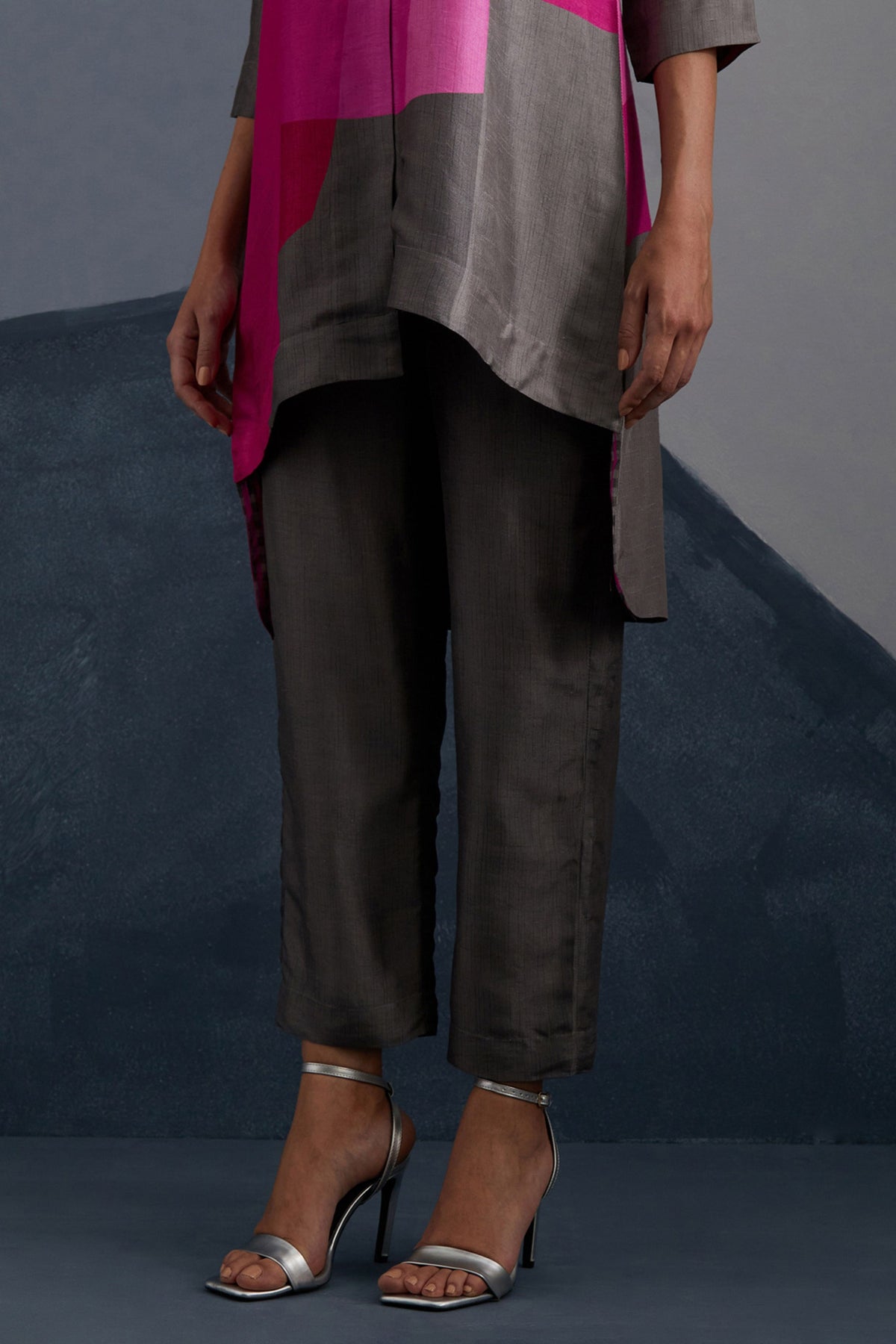 Zenith Graphite Tunic Set