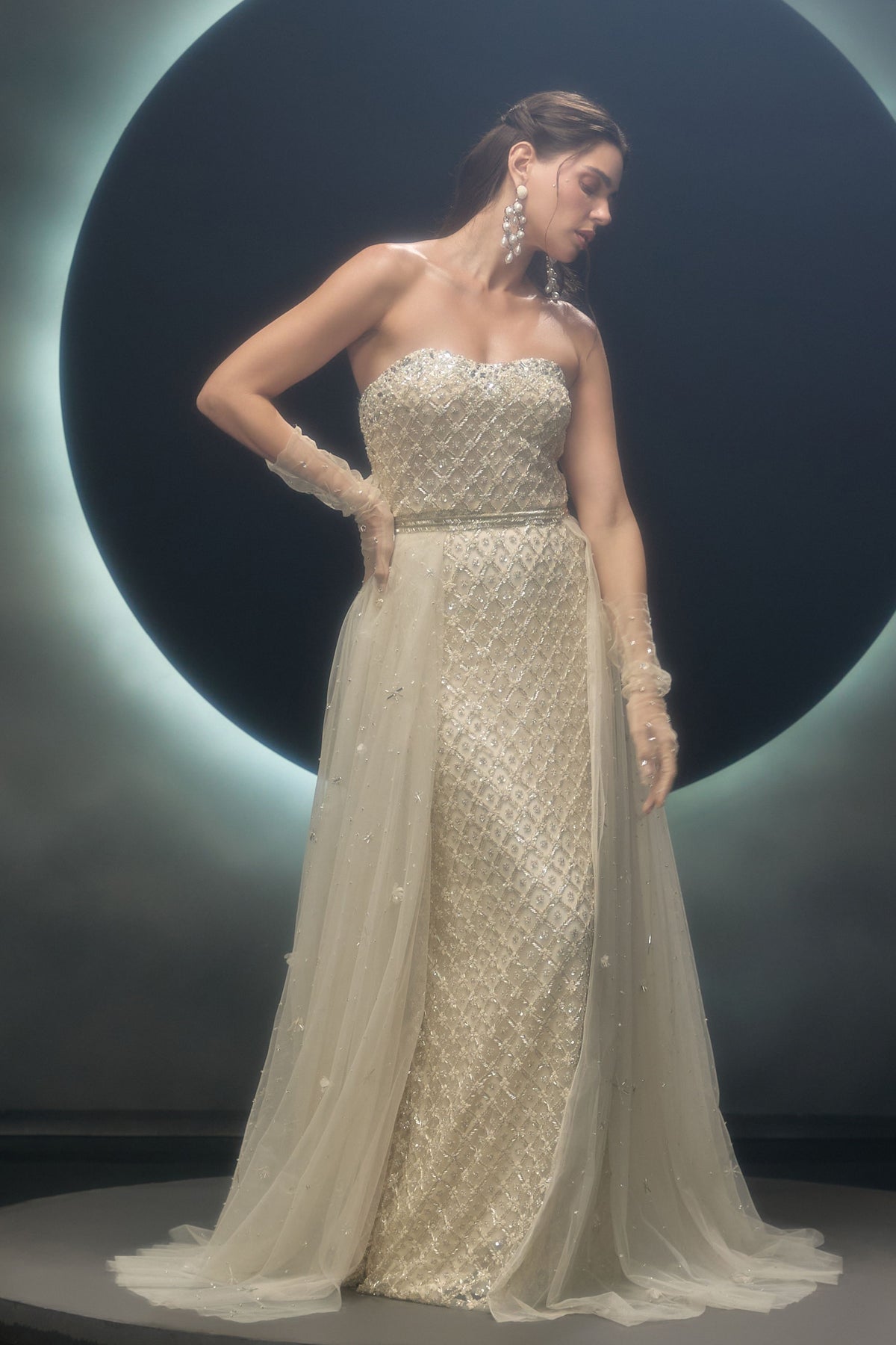 Radiara Gown