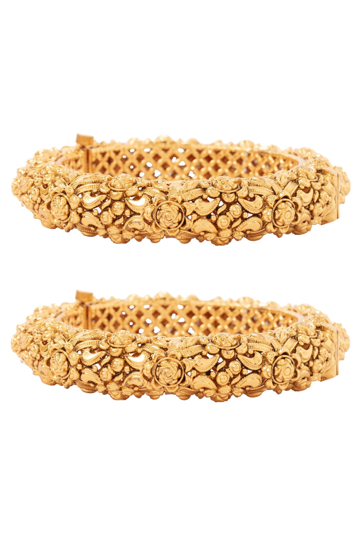 Isvaraah Gold Plated Bangles