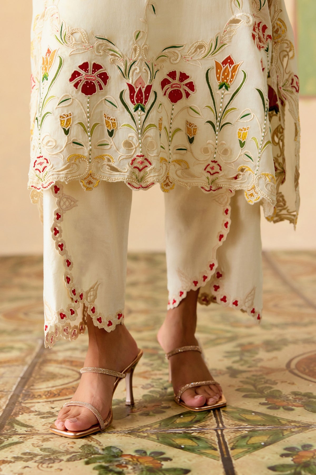 Ivory Applique Kaftan