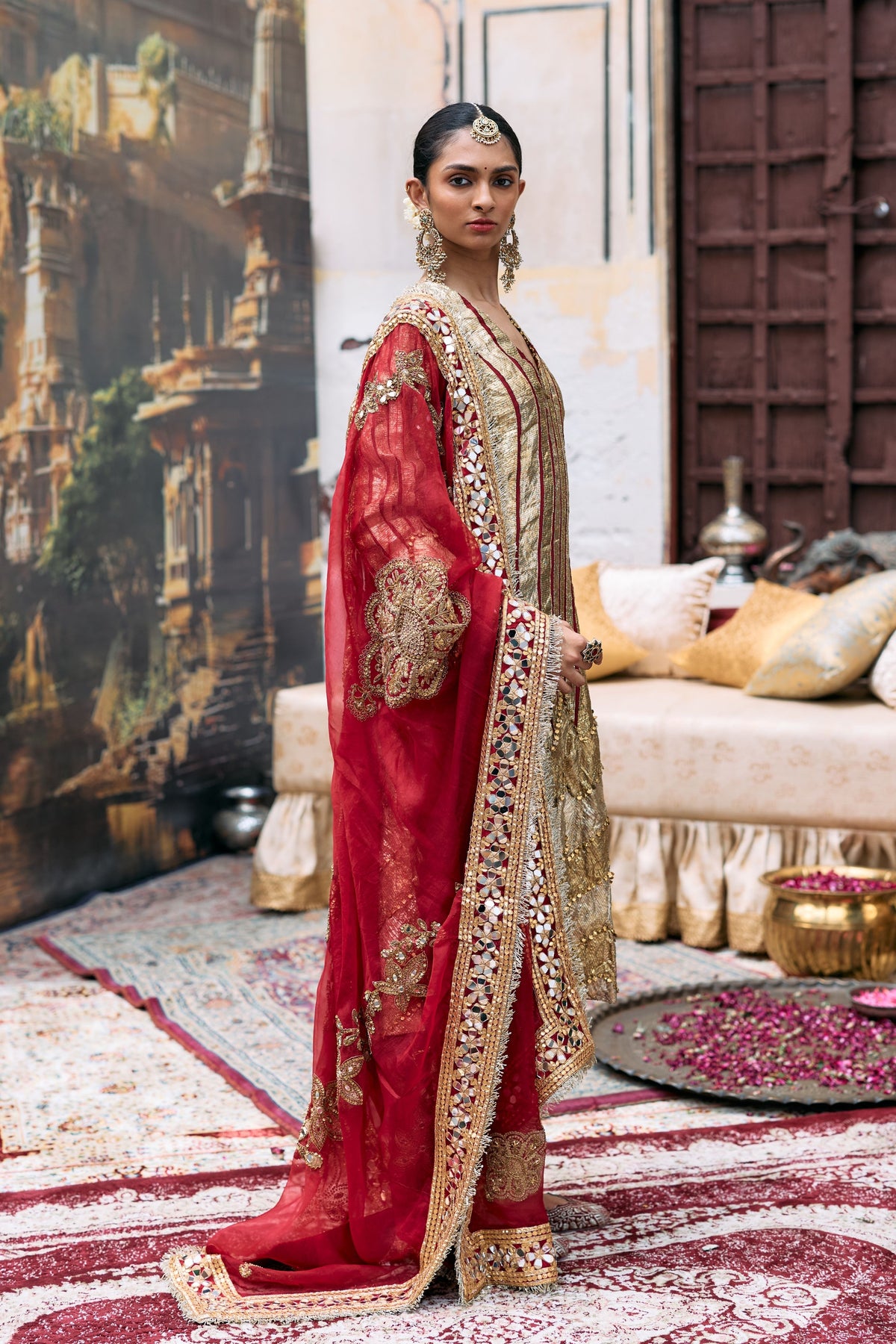 Suvarna Suit