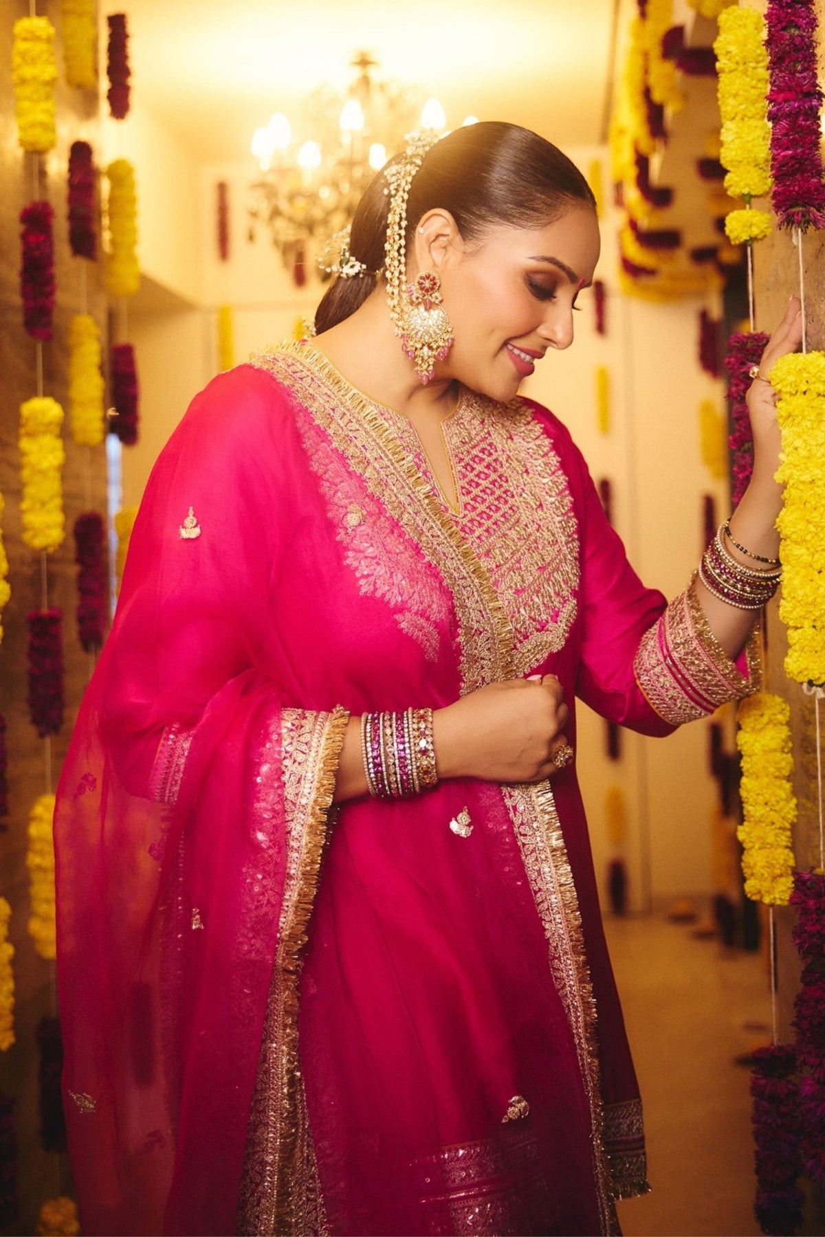 Bipasha Basu in Gopi Vaid