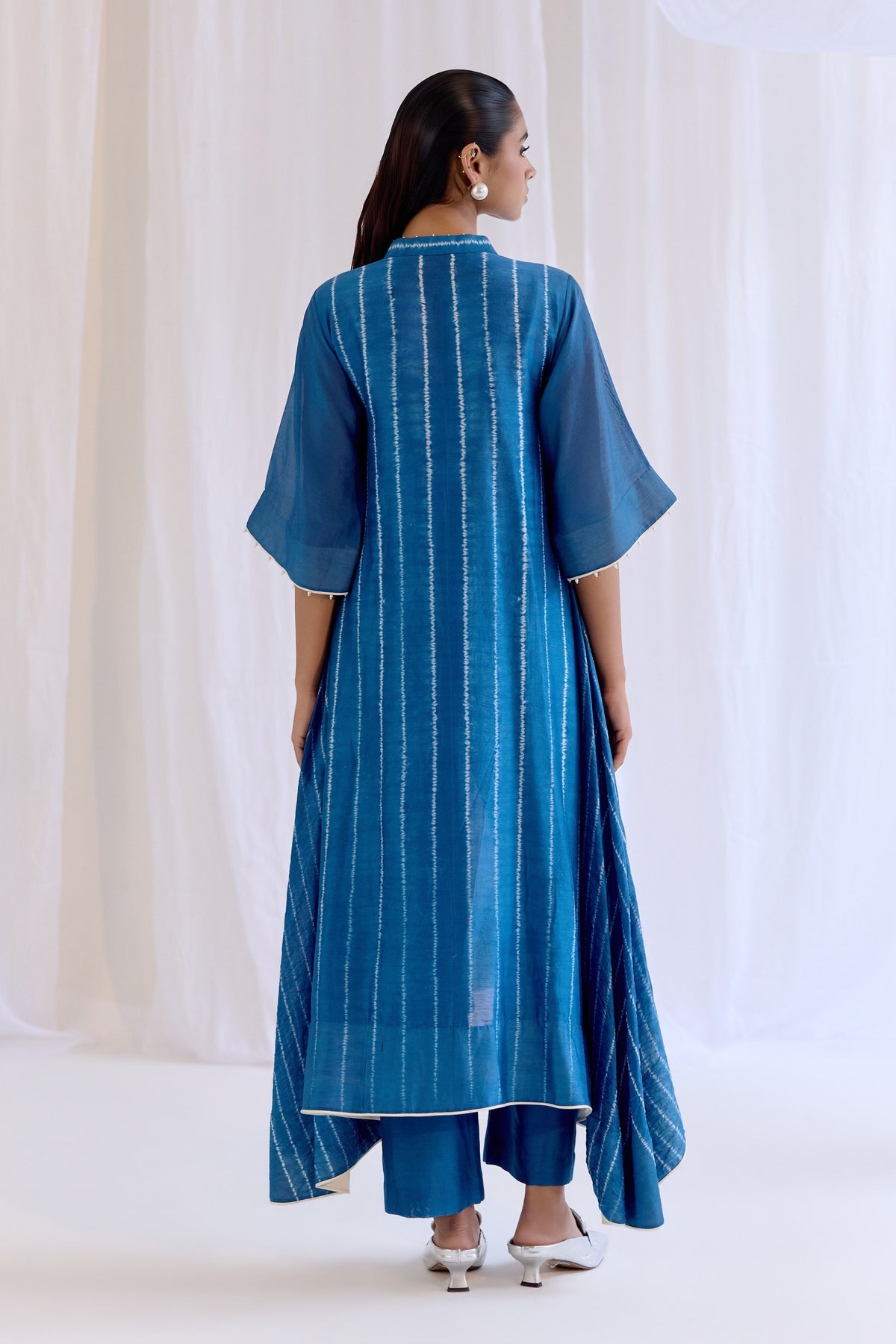 Neelaya Kurta Set
