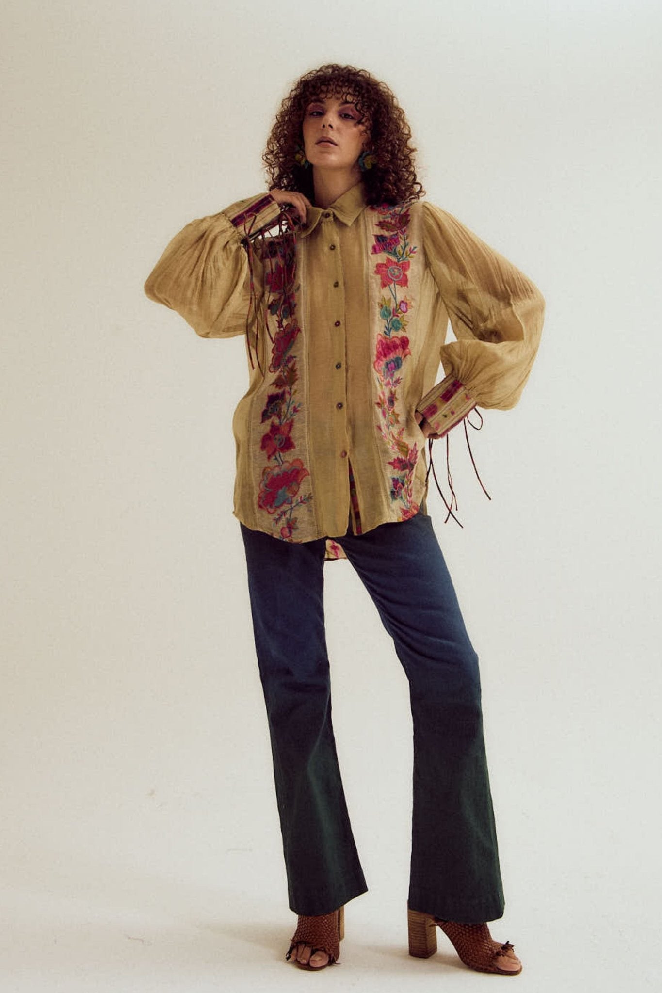 Camellia Shirt - Capisvirleo - Elahe