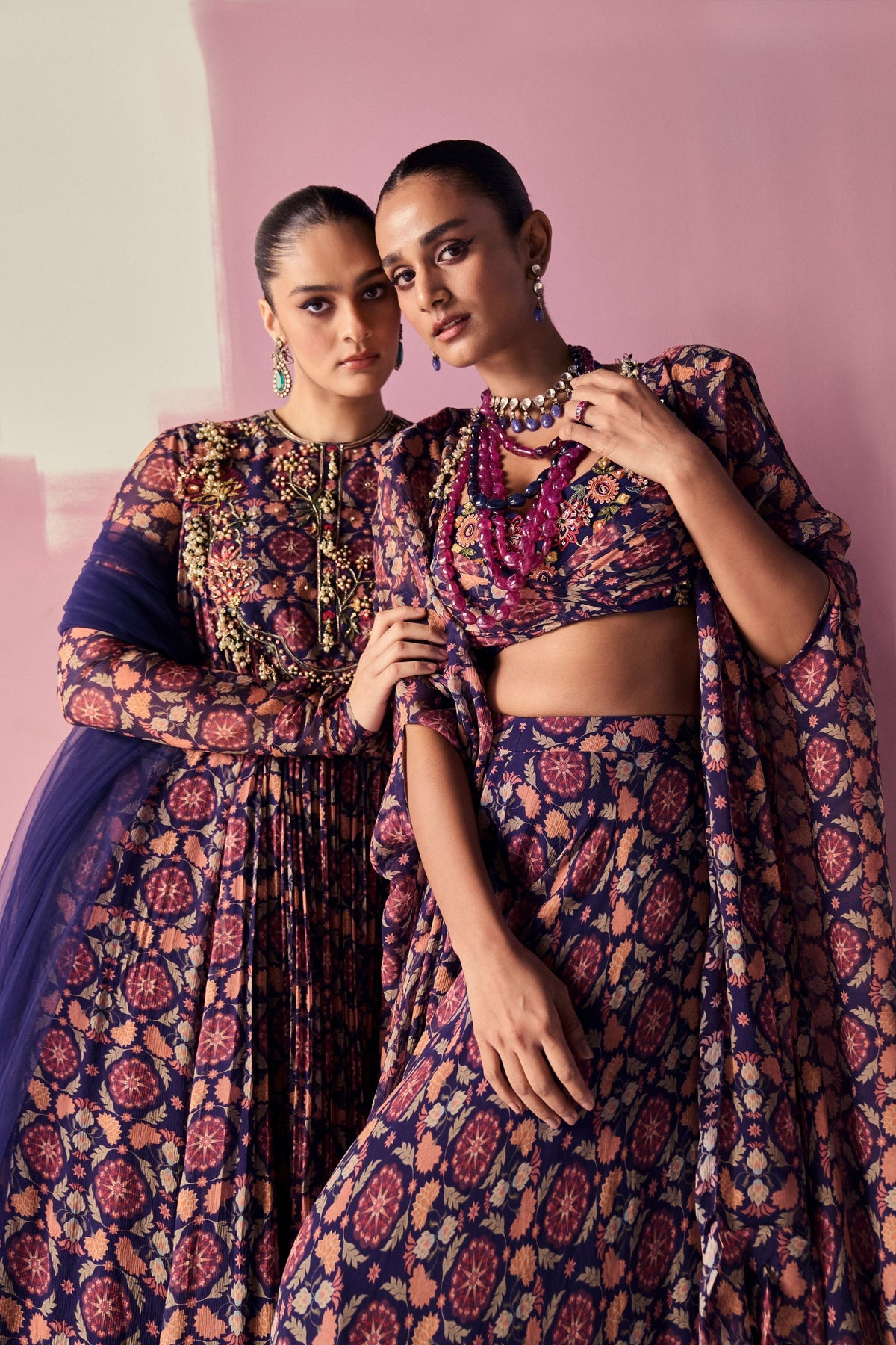 Saaja Navy Anarkali Set