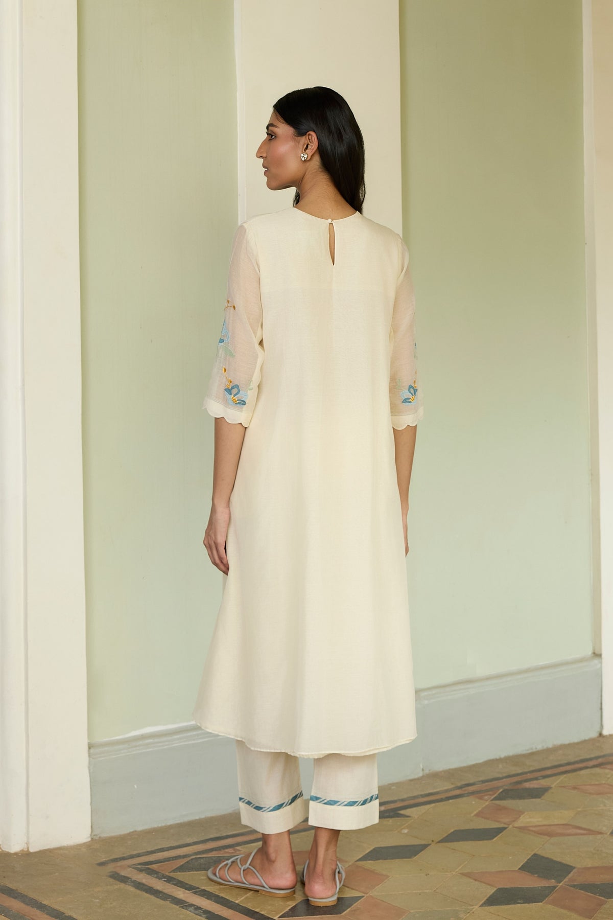 Ivory Applique Pintuck Kurta Set