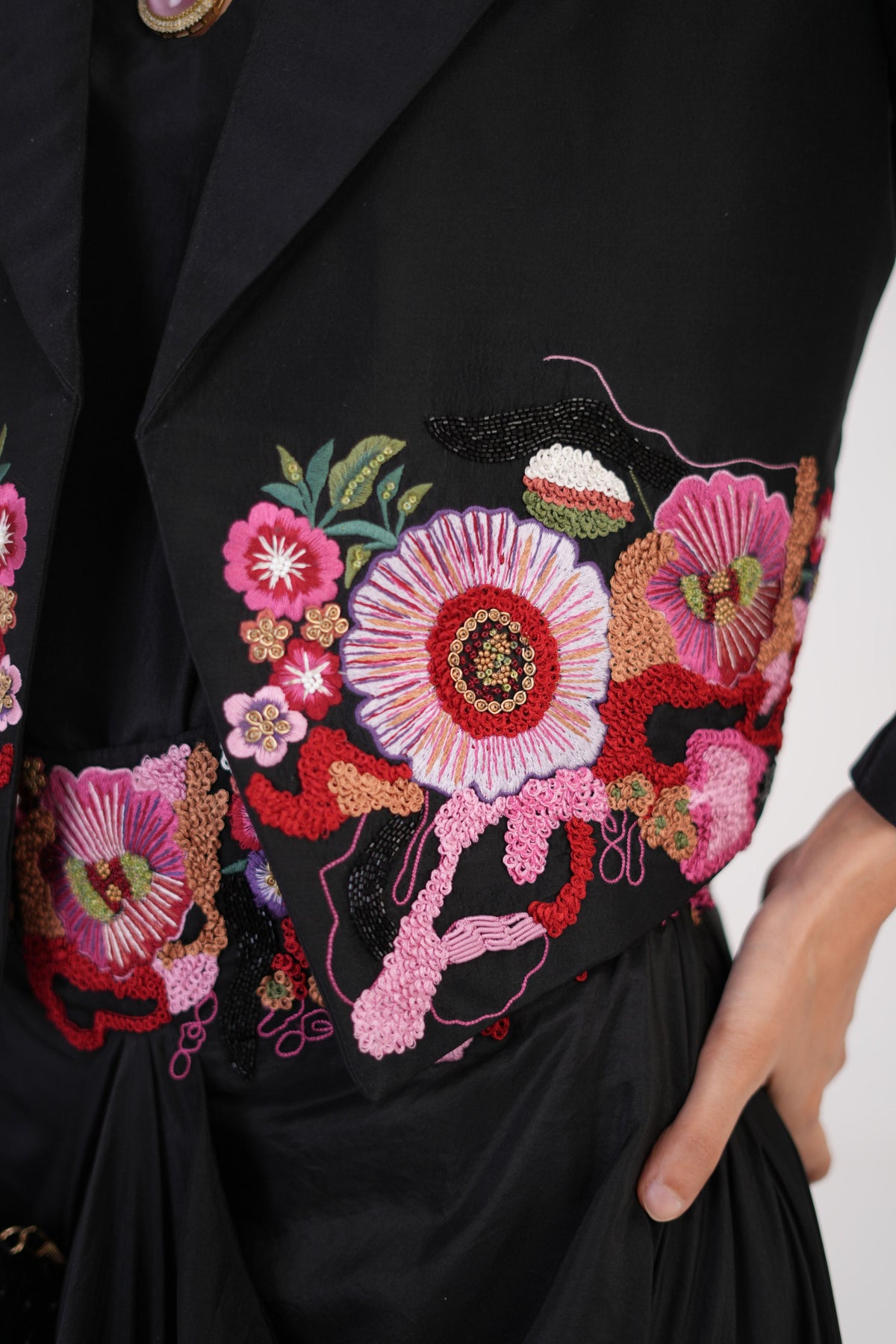 Embroidered Muse Skirt Set
