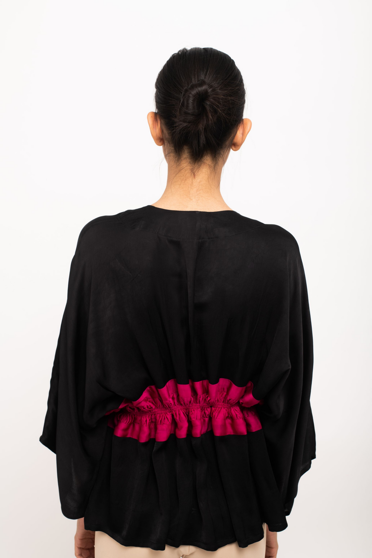 Black and Wine Short Cape