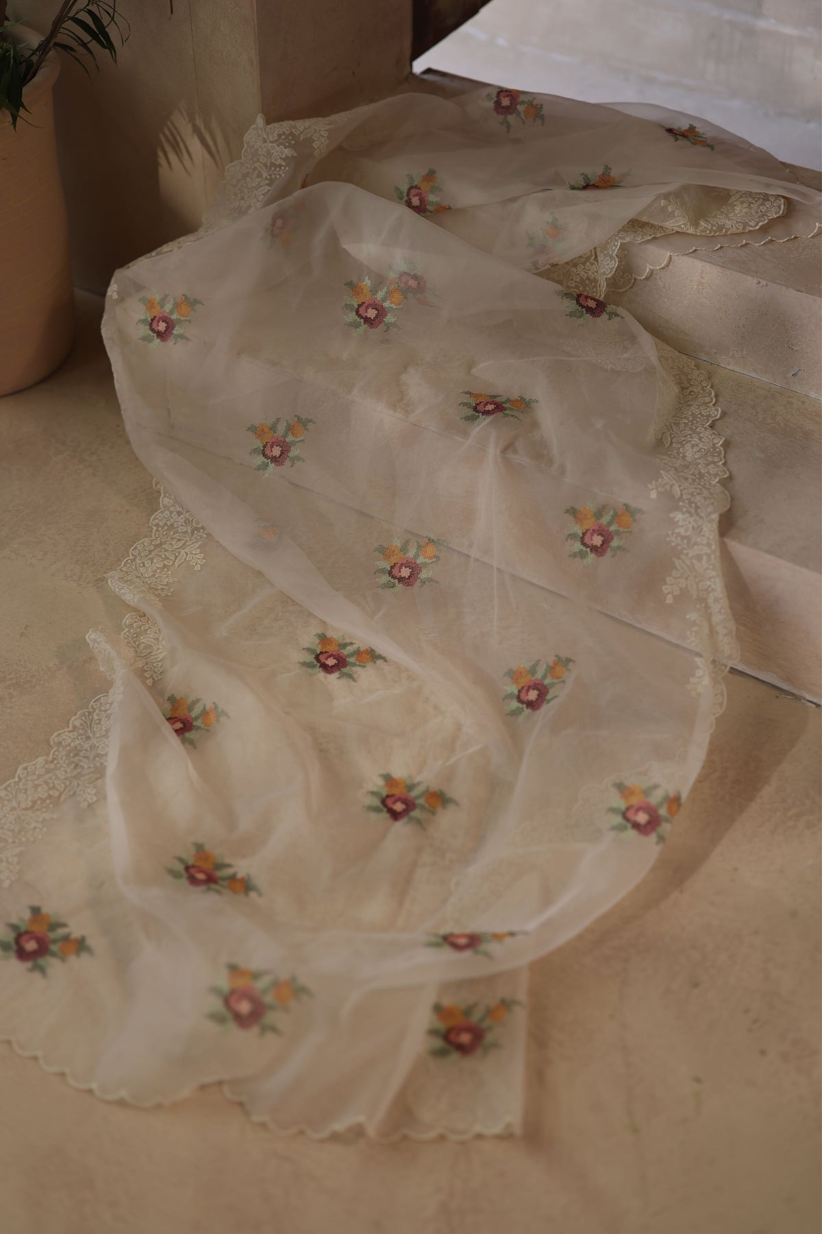 Siara Ivory Kurta Set