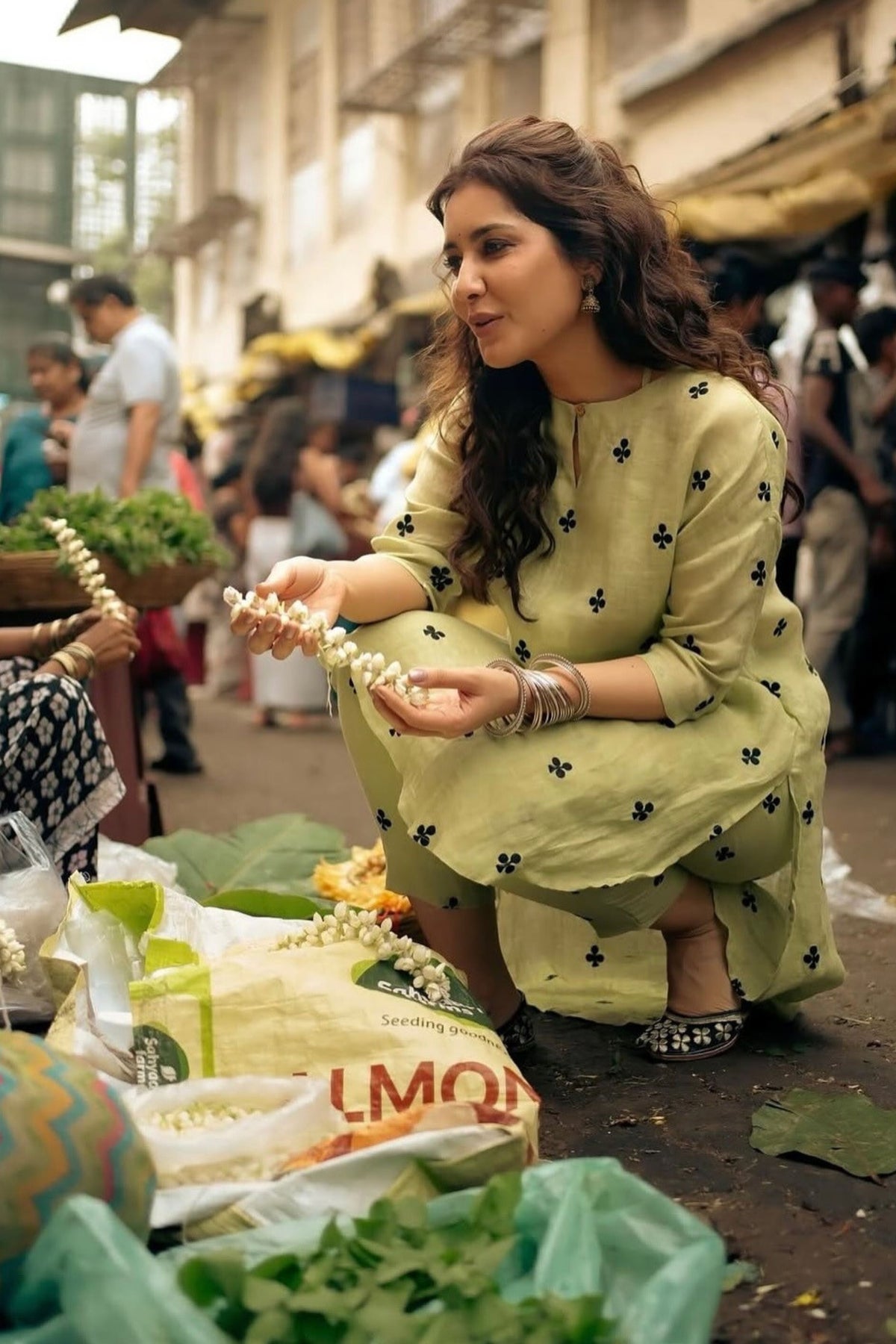 Raashii Khanna in Mati